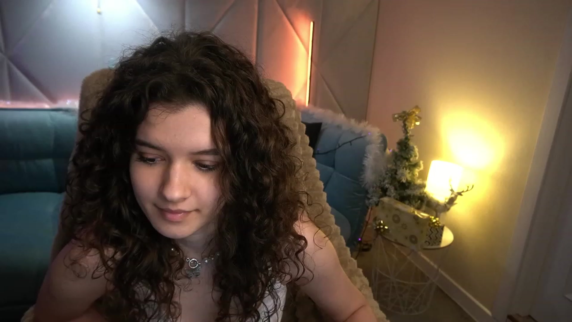 Gallery image thumbnail from Sherry_Li's myfreecams stream on, 01/06/2023, 14:55 image 3 of 20