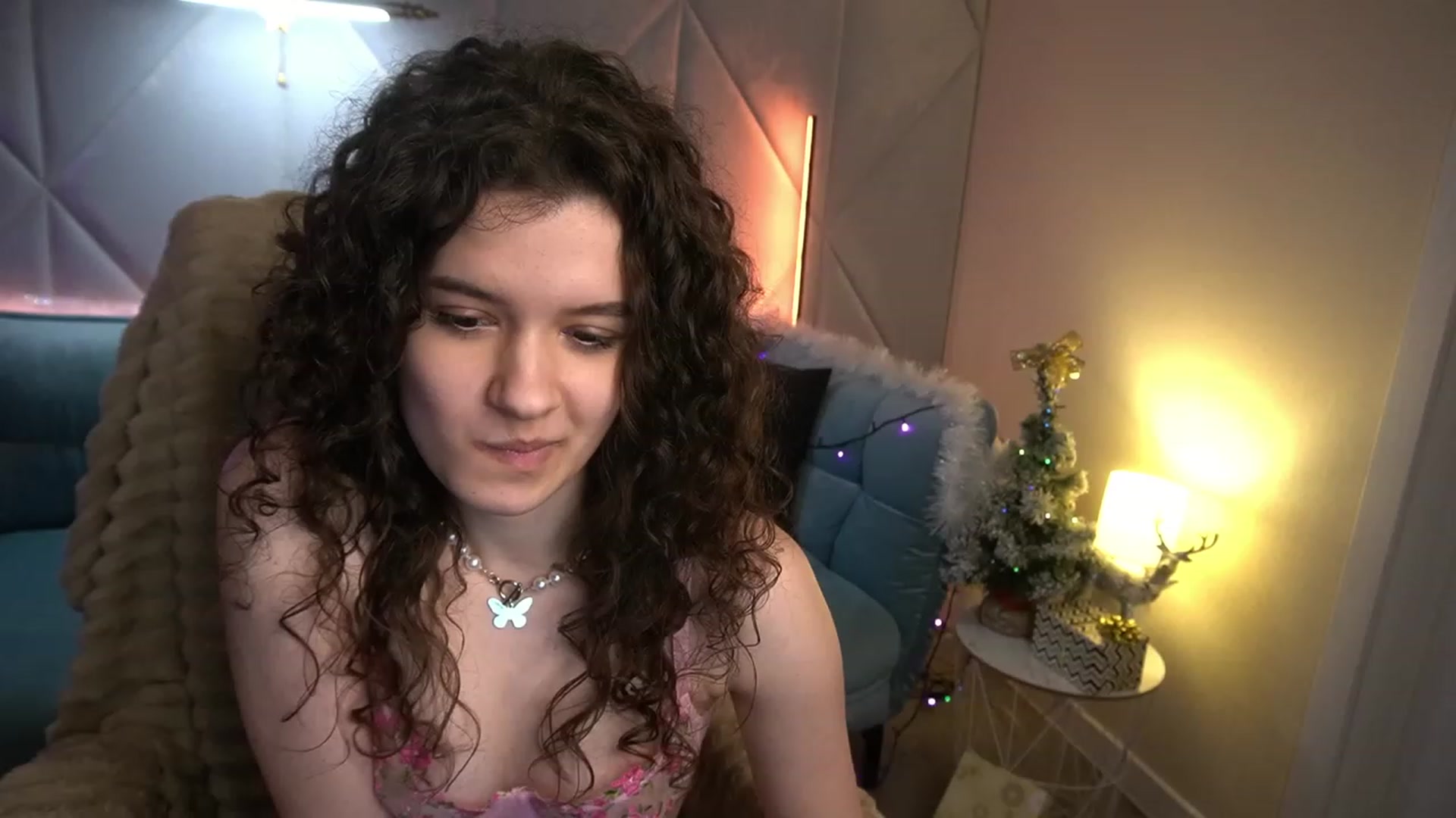 Gallery image thumbnail from Sherry_Li's myfreecams stream on, 01/06/2023, 16:02 image 9 of 20