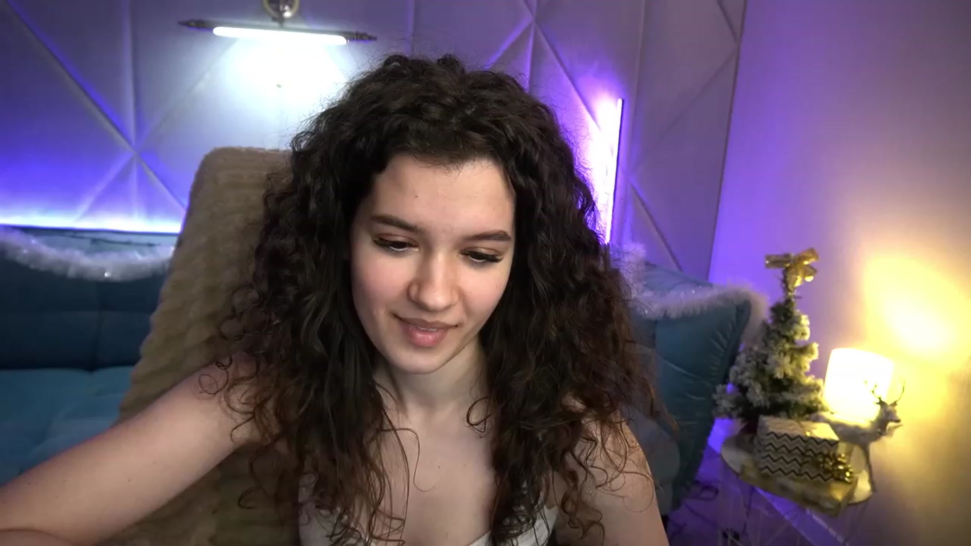 Gallery image thumbnail from Sherry_Li's myfreecams stream on, 01/12/2023, 14:41 image 15 of 20