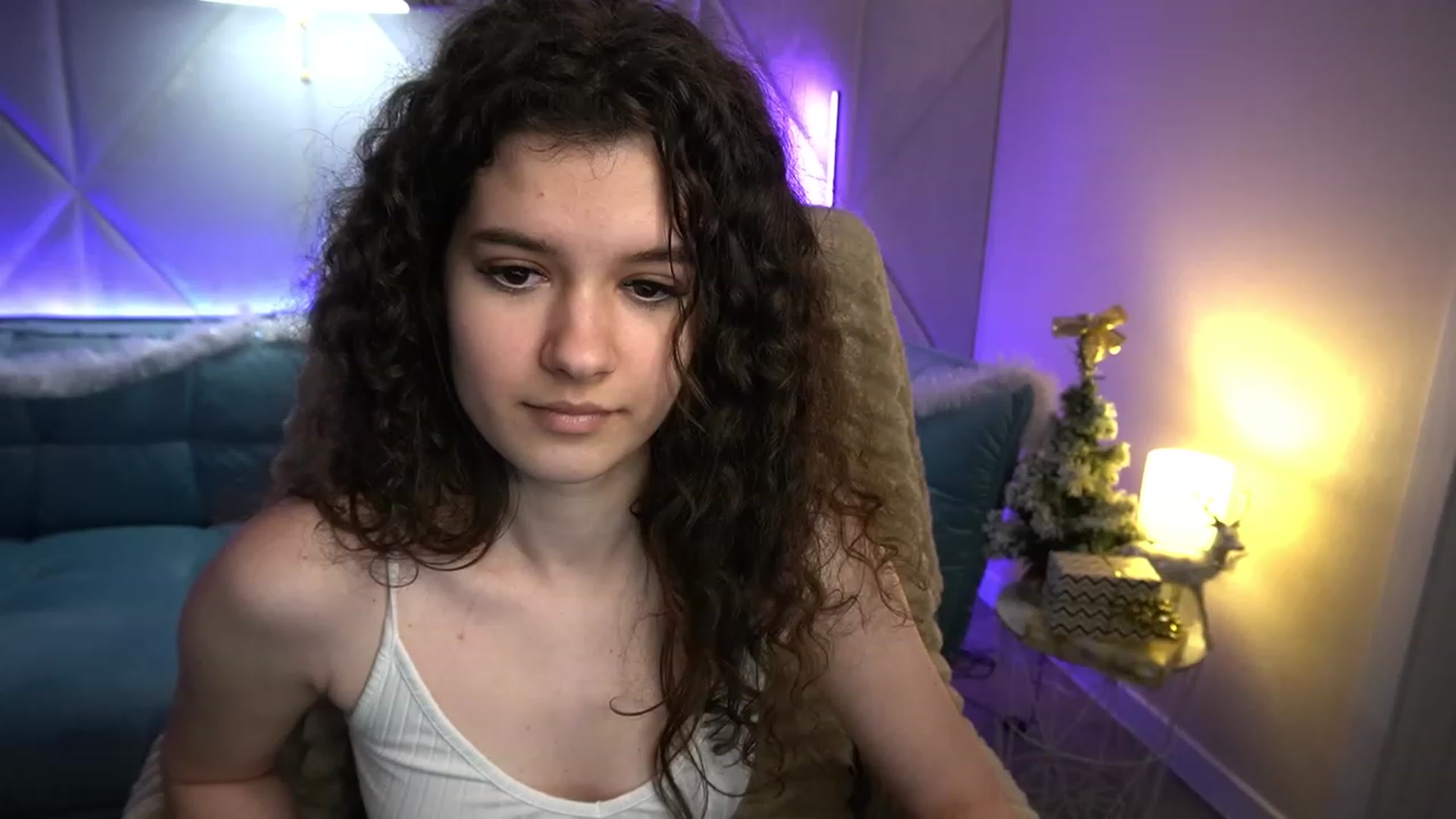 Gallery image thumbnail from Sherry_Li's myfreecams stream on, 01/12/2023, 14:41 image 6 of 20