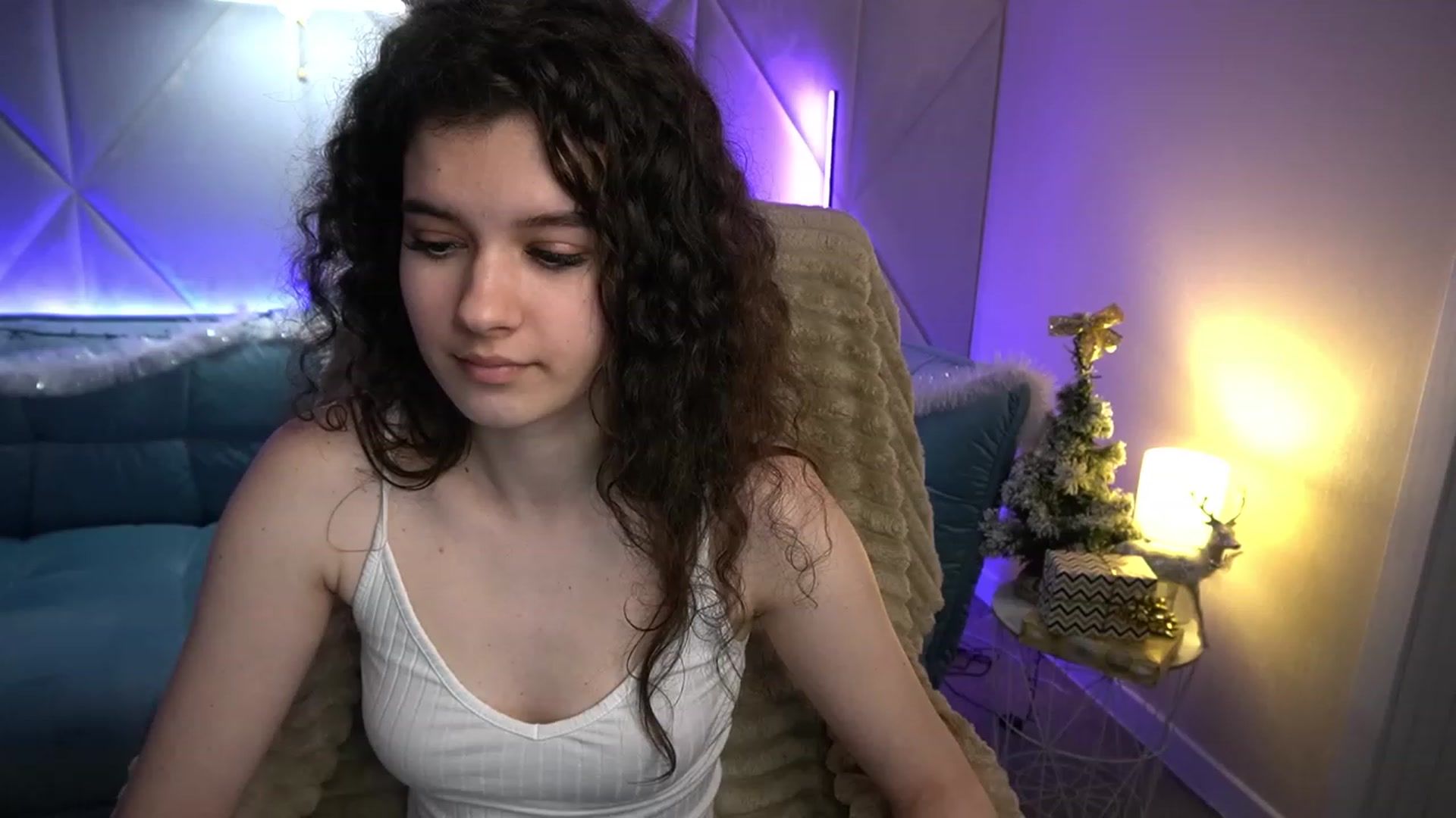 Gallery image thumbnail from Sherry_Li's myfreecams stream on, 01/12/2023, 14:41 image 11 of 20