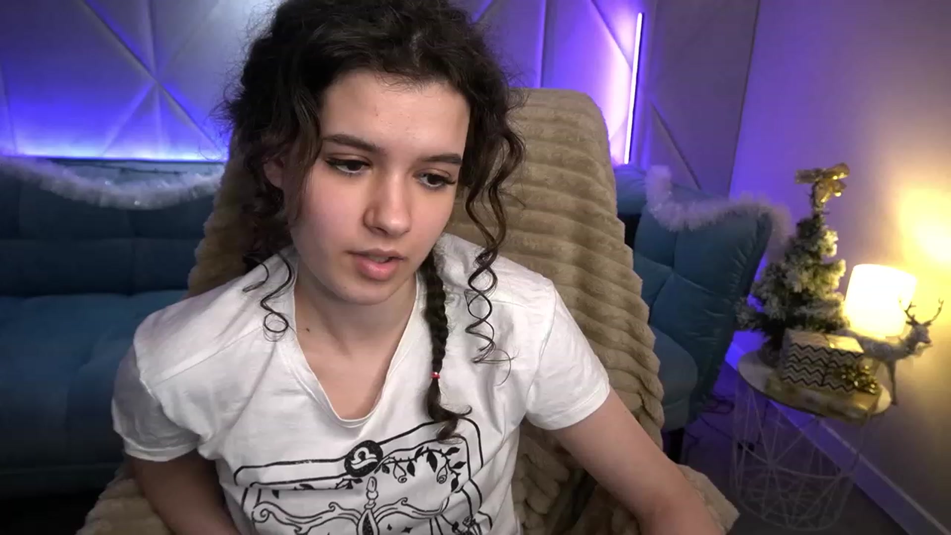 Gallery image thumbnail from Sherry_Li's myfreecams stream on, 01/13/2023, 18:11 image 15 of 20