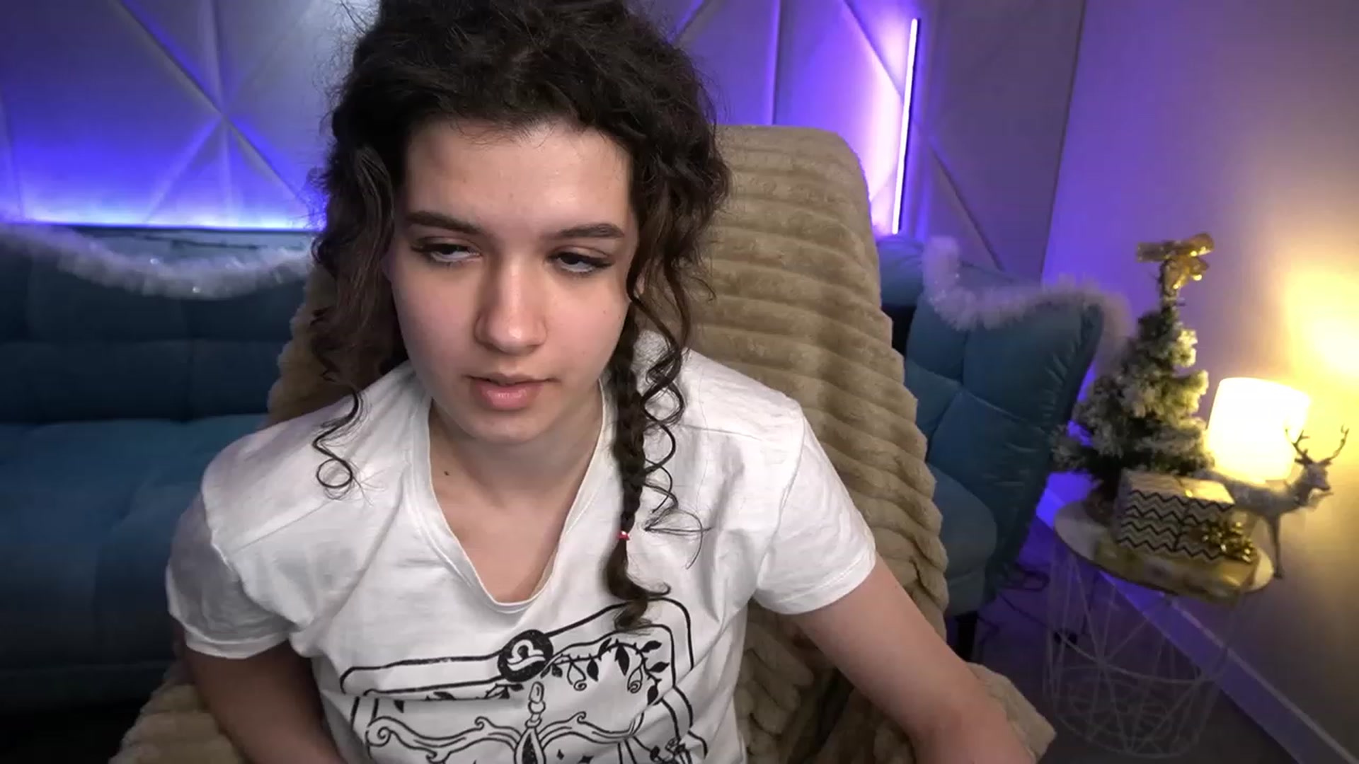 Gallery image thumbnail from Sherry_Li's myfreecams stream on, 01/13/2023, 18:11 image 14 of 20
