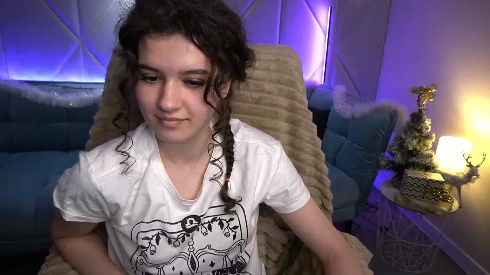 Gallery image thumbnail from Sherry_Li's myfreecams stream on, 01/13/2023, 18:11 image 10 of 20