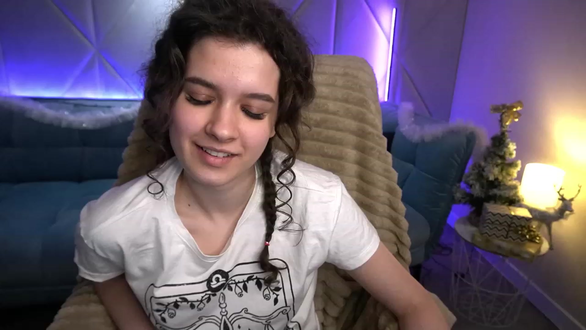 Gallery image thumbnail from Sherry_Li's myfreecams stream on, 01/13/2023, 18:11 image 17 of 20