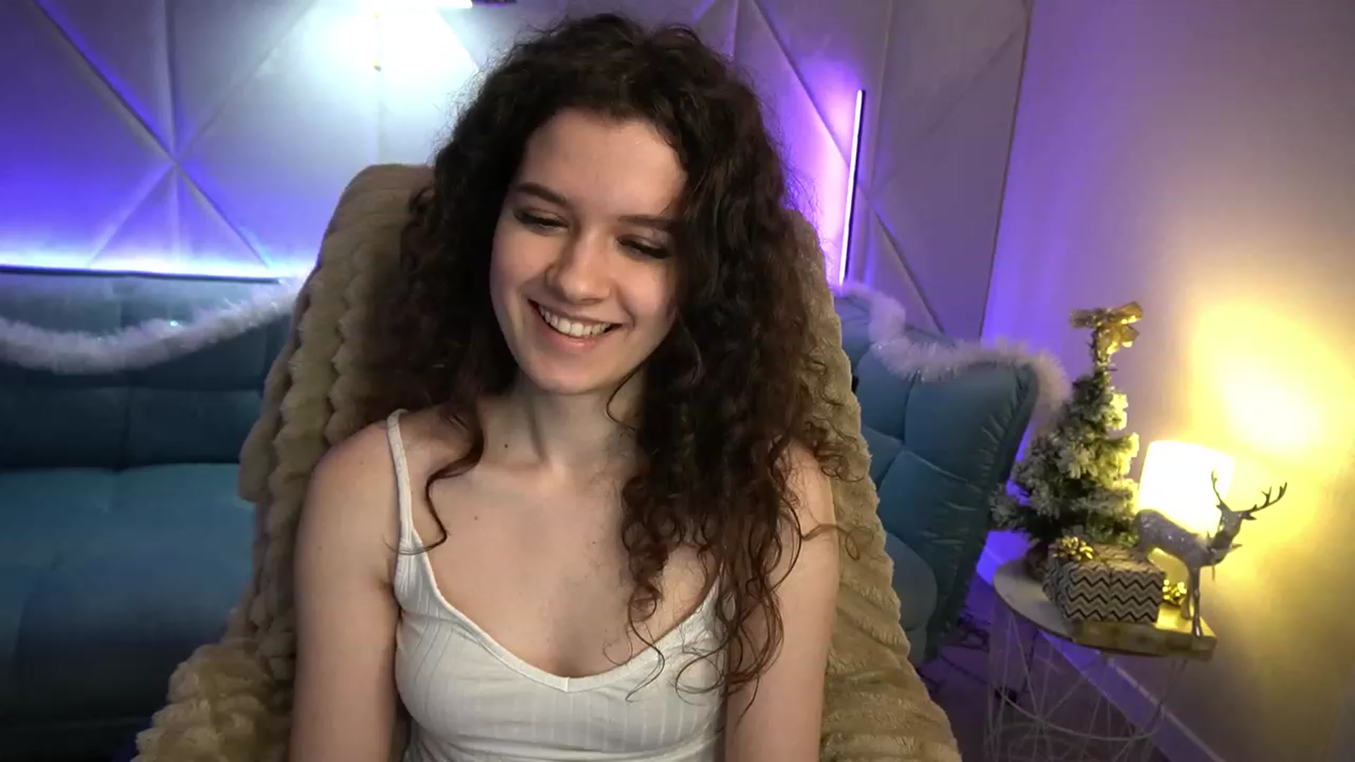 Gallery image thumbnail from Sherry_Li's myfreecams stream on, 01/15/2023, 16:05 image 19 of 20