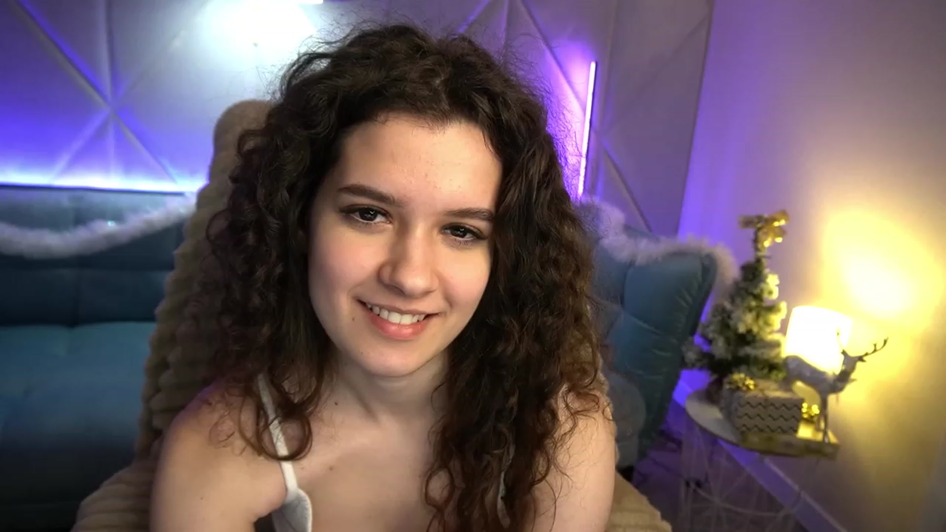 Gallery image thumbnail from Sherry_Li's myfreecams stream on, 01/15/2023, 17:07 image 6 of 20