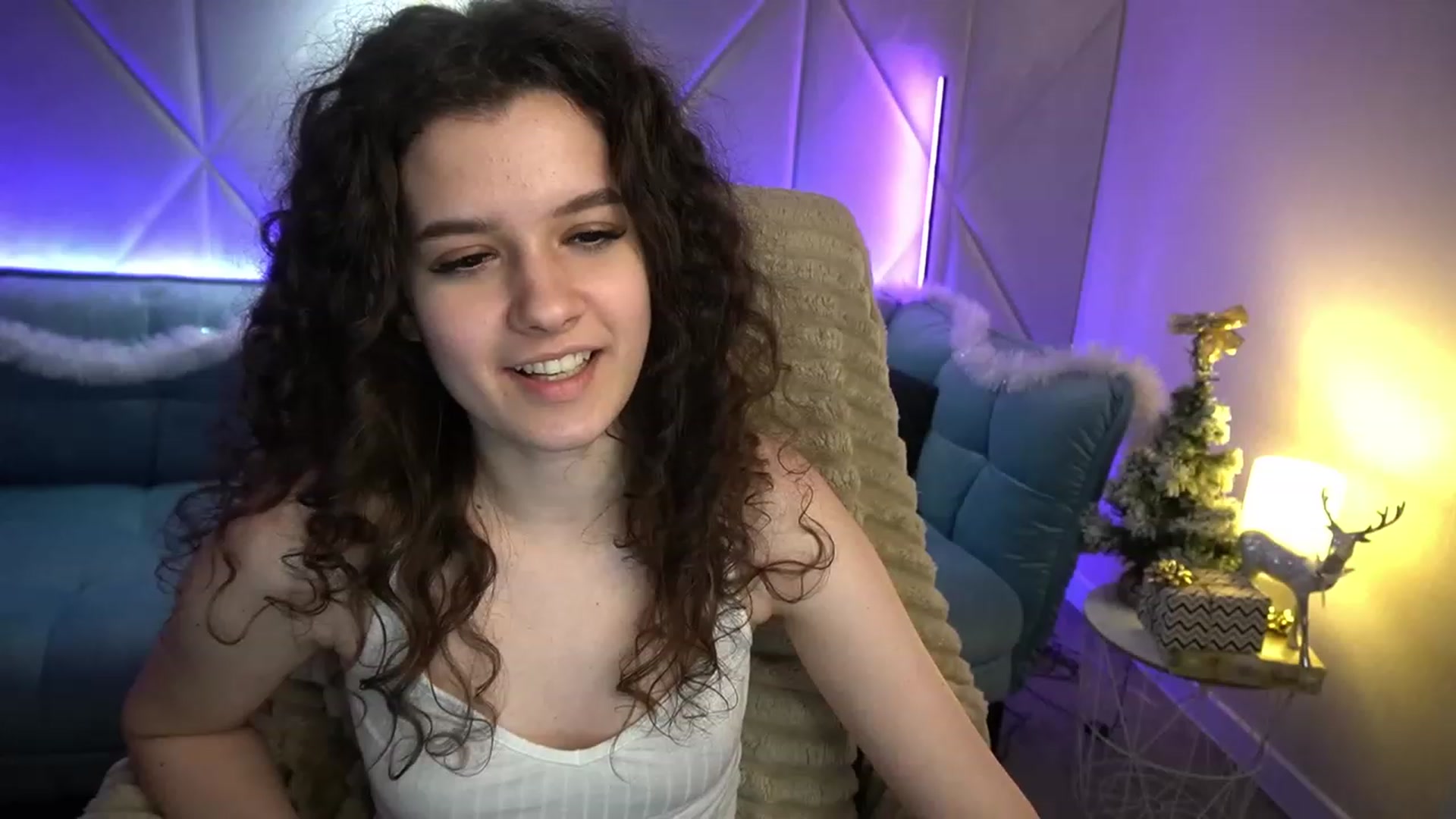 Gallery image thumbnail from Sherry_Li's myfreecams stream on, 01/15/2023, 17:47 image 5 of 20