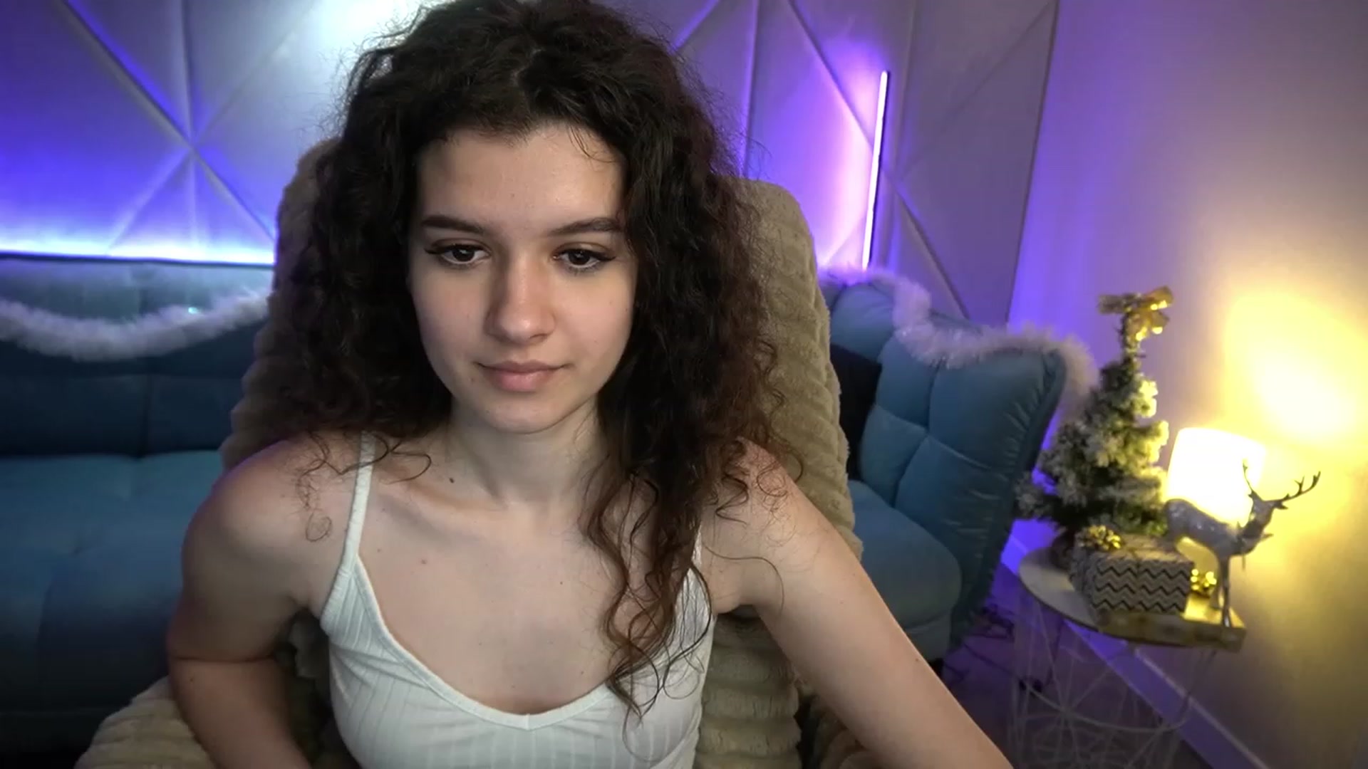 Gallery image thumbnail from Sherry_Li's myfreecams stream on, 01/15/2023, 17:47 image 9 of 20