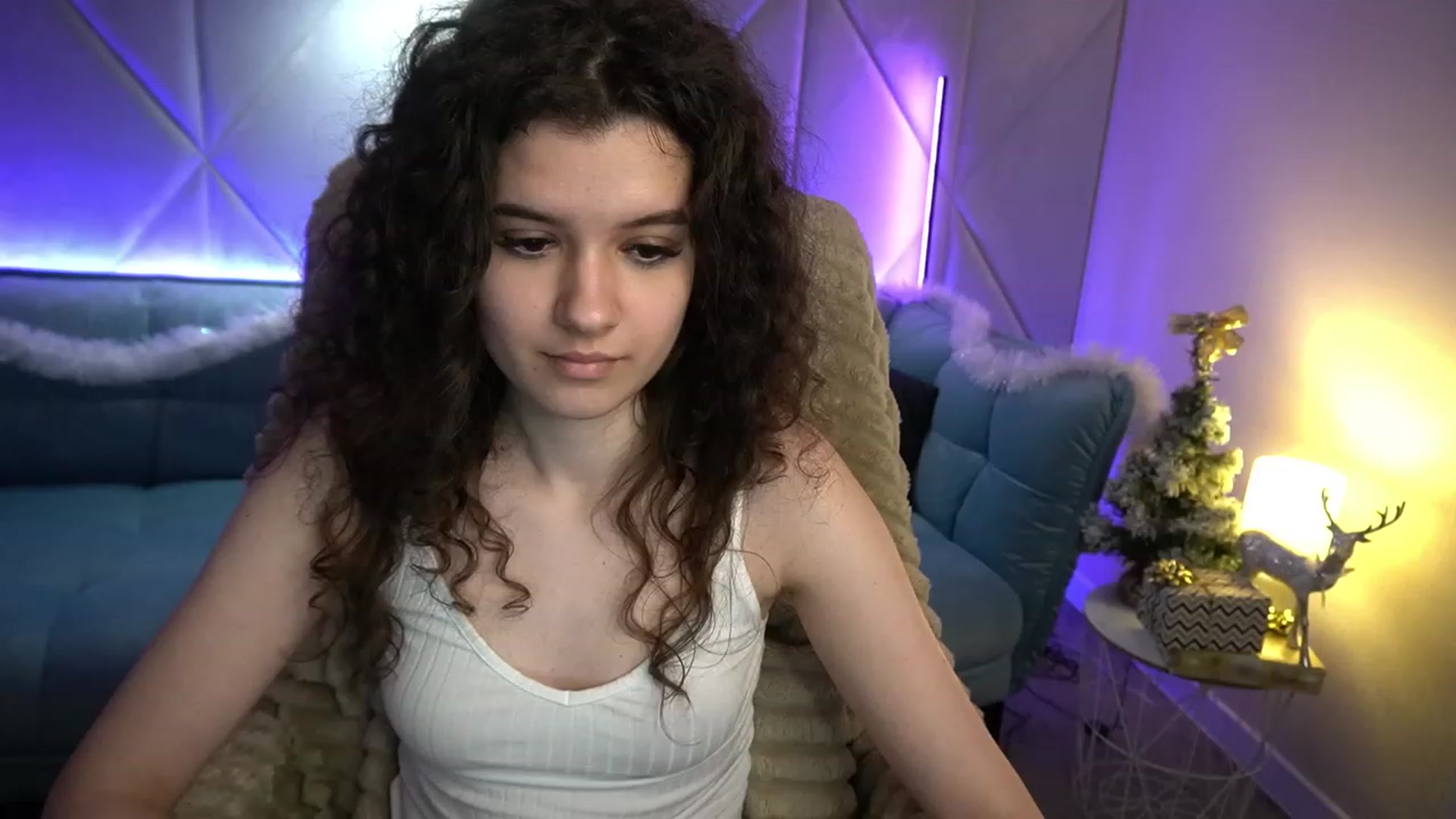 Gallery image thumbnail from Sherry_Li's myfreecams stream on, 01/15/2023, 17:47 image 10 of 20