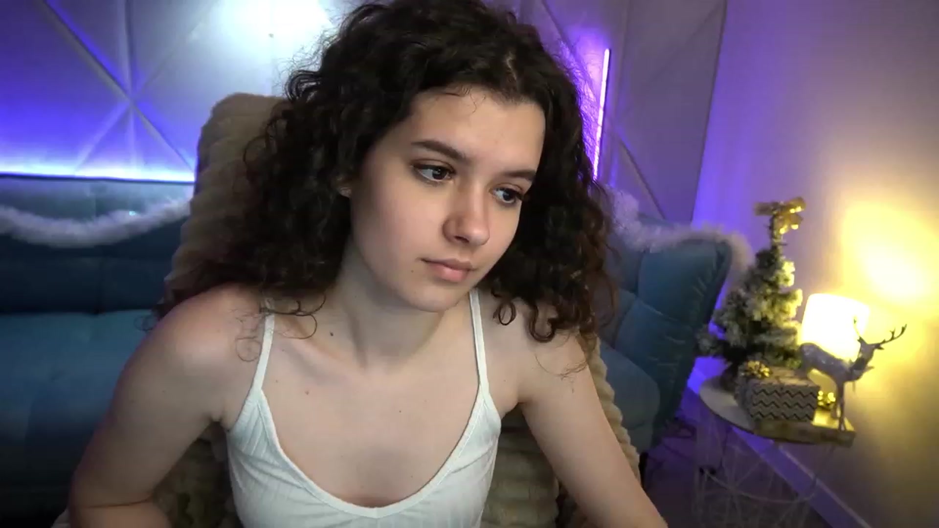 Gallery image thumbnail from Sherry_Li's myfreecams stream on, 01/15/2023, 17:47 image 4 of 20