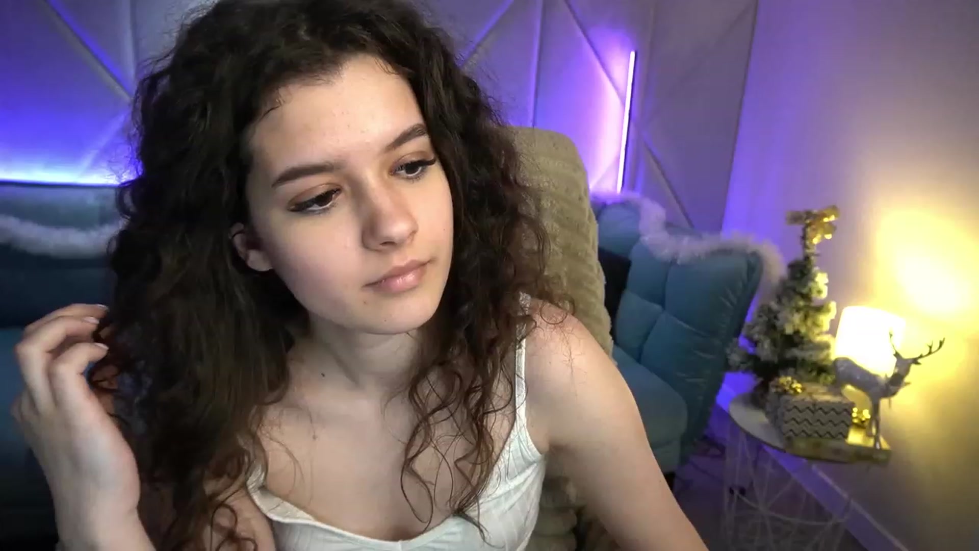 Gallery image thumbnail from Sherry_Li's myfreecams stream on, 01/15/2023, 17:47 image 13 of 20