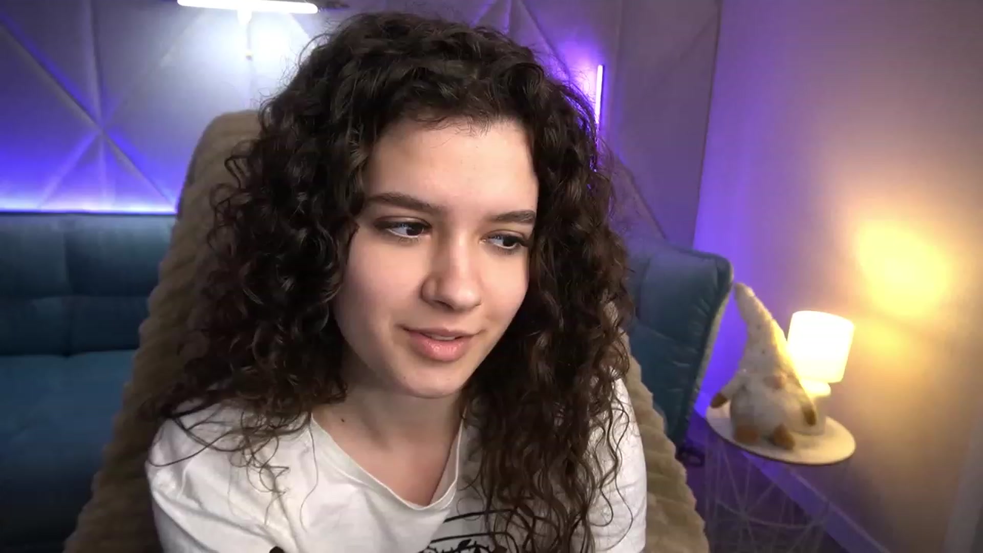 Gallery image thumbnail from Sherry_Li's myfreecams stream on, 01/19/2023, 14:31 image 1 of 20