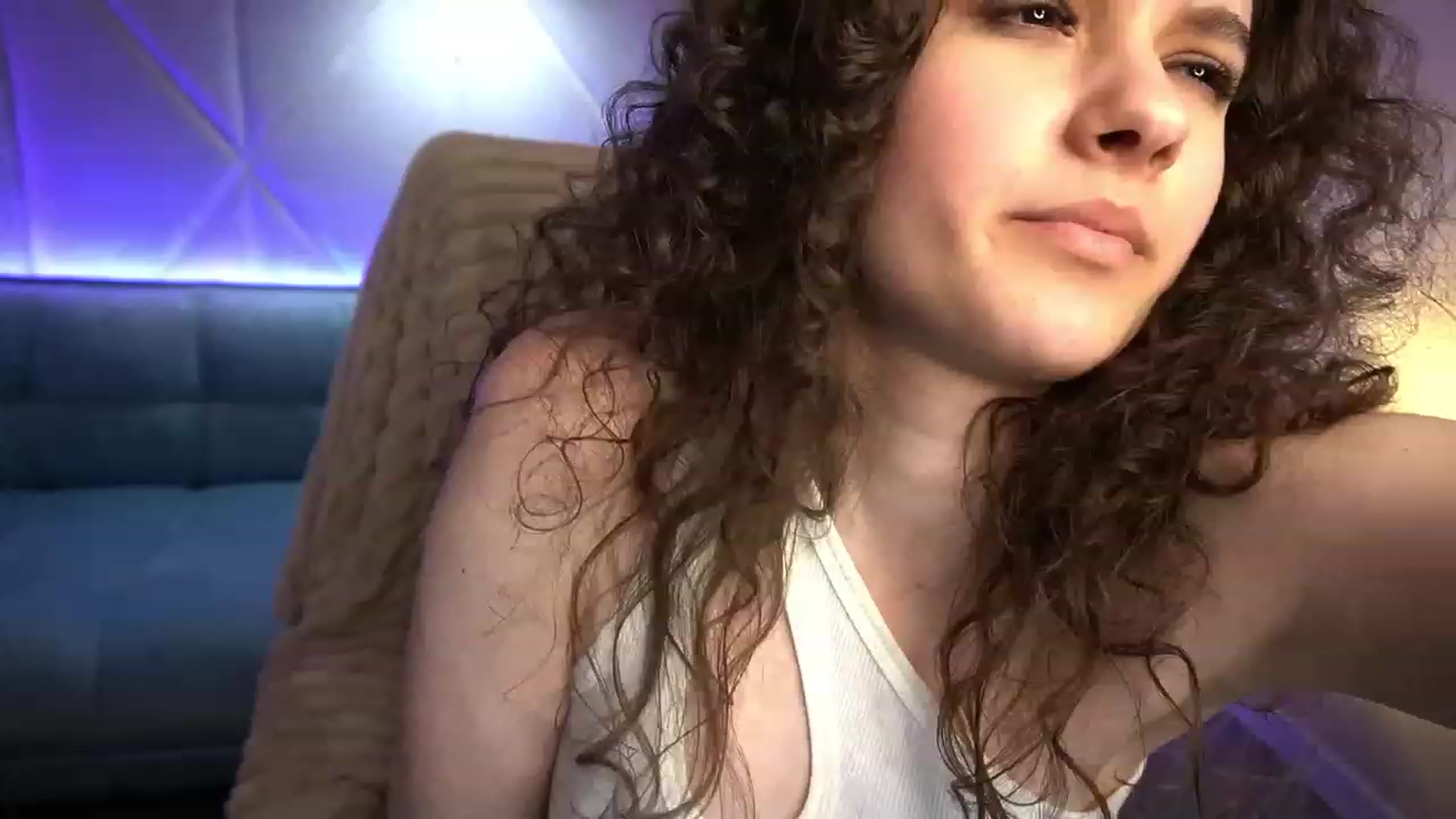 Gallery image thumbnail from Sherry_Li's myfreecams stream on, 01/21/2023, 16:15 image 14 of 20