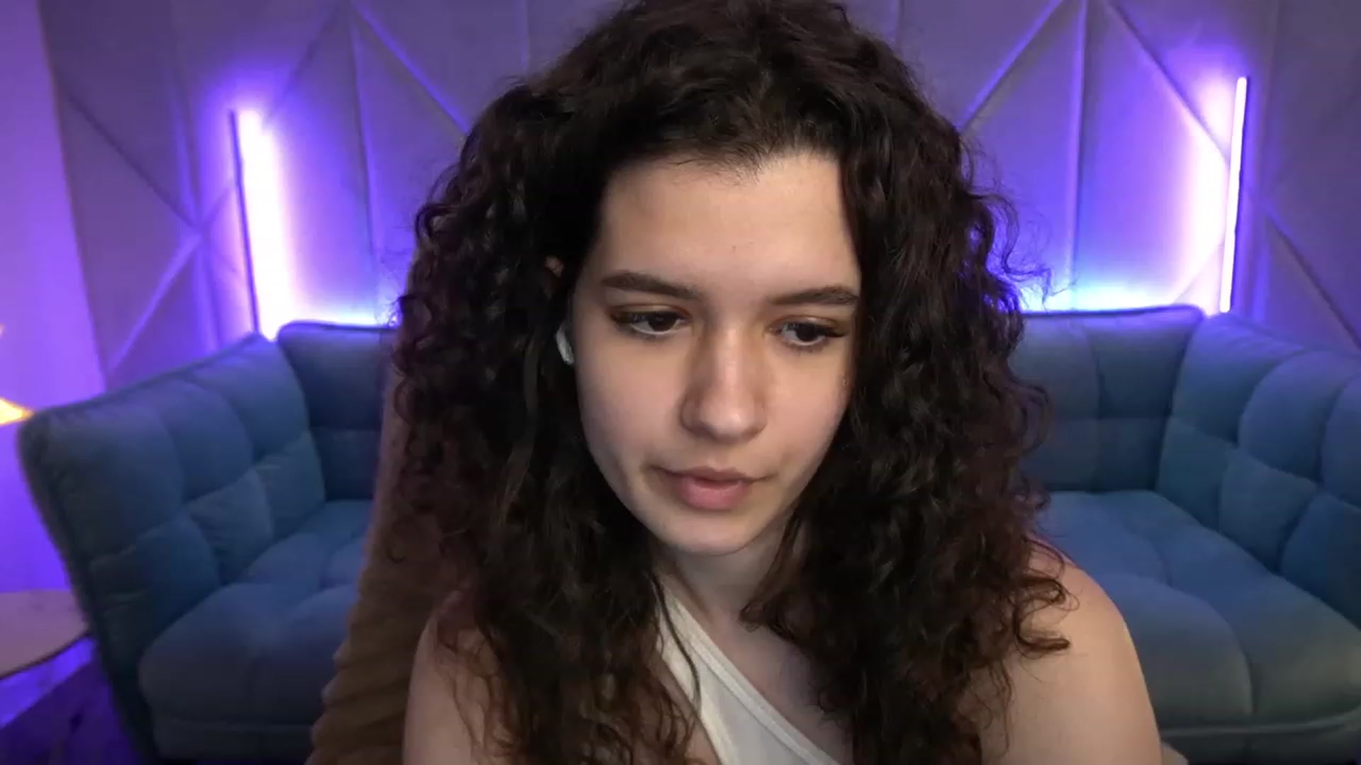Gallery image thumbnail from Sherry_Li's myfreecams stream on, 01/30/2023, 16:18 image 11 of 20