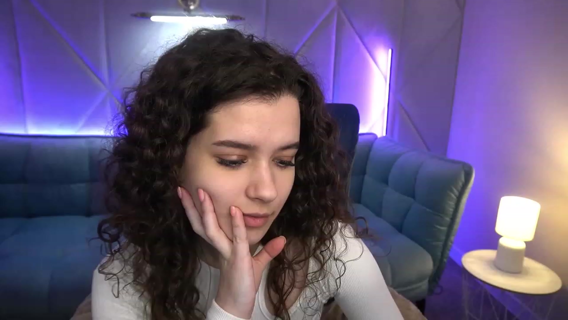 Gallery image thumbnail from Sherry_Li's myfreecams stream on, 02/01/2023, 14:40 image 3 of 20