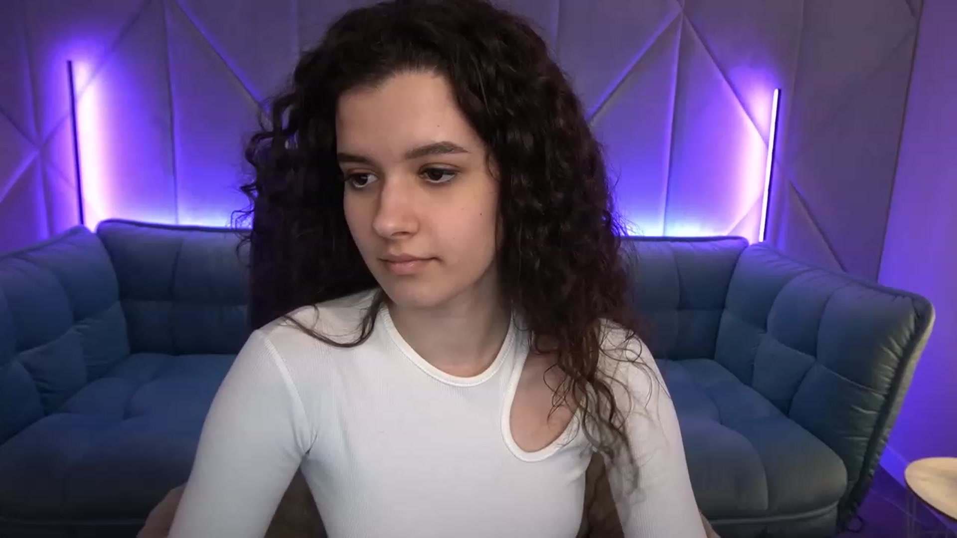 Gallery image thumbnail from Sherry_Li's myfreecams stream on, 02/01/2023, 17:15 image 6 of 20
