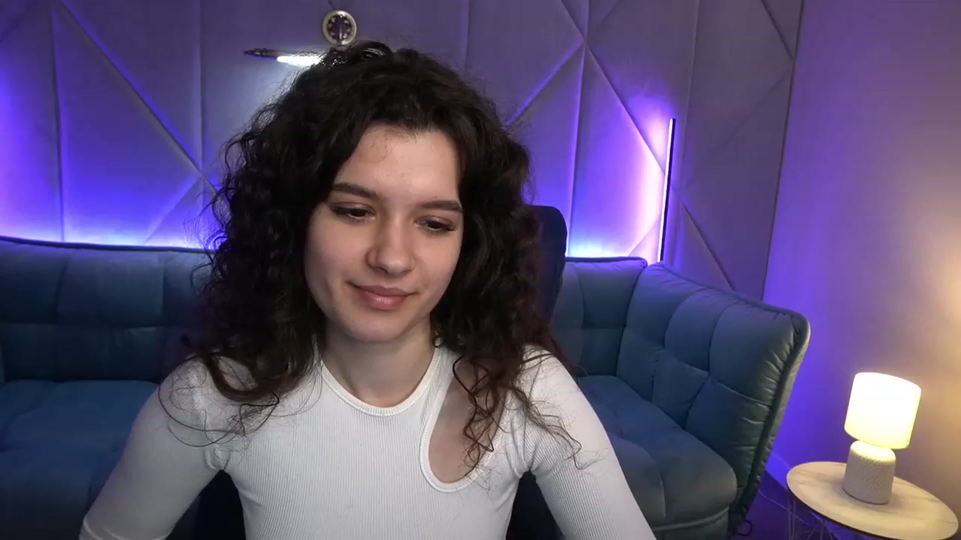 Gallery image thumbnail from Sherry_Li's myfreecams stream on, 02/04/2023, 19:04 image 6 of 20