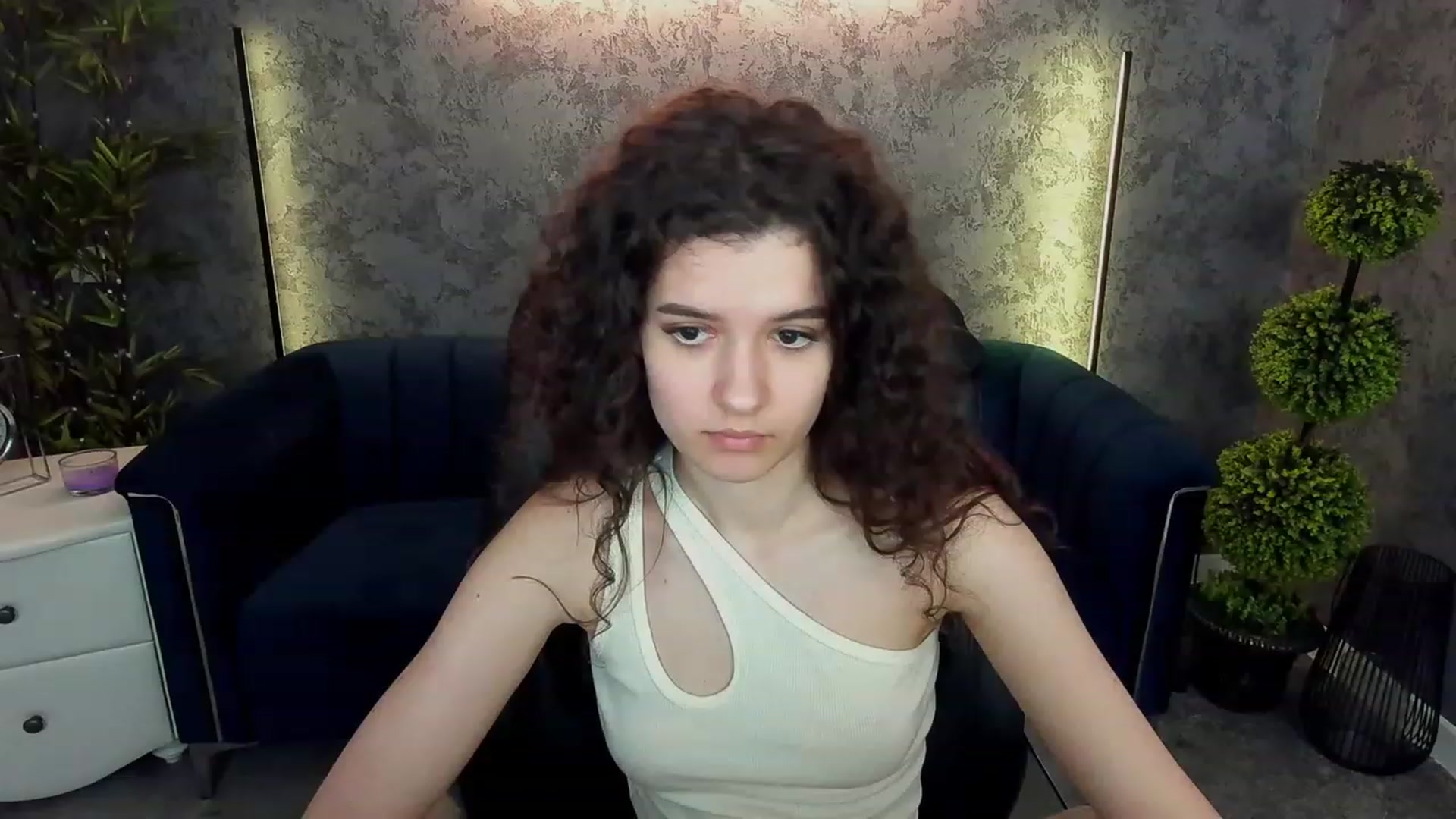 Gallery image thumbnail from Sherry_Li's myfreecams stream on, 02/09/2023, 16:50 image 7 of 20