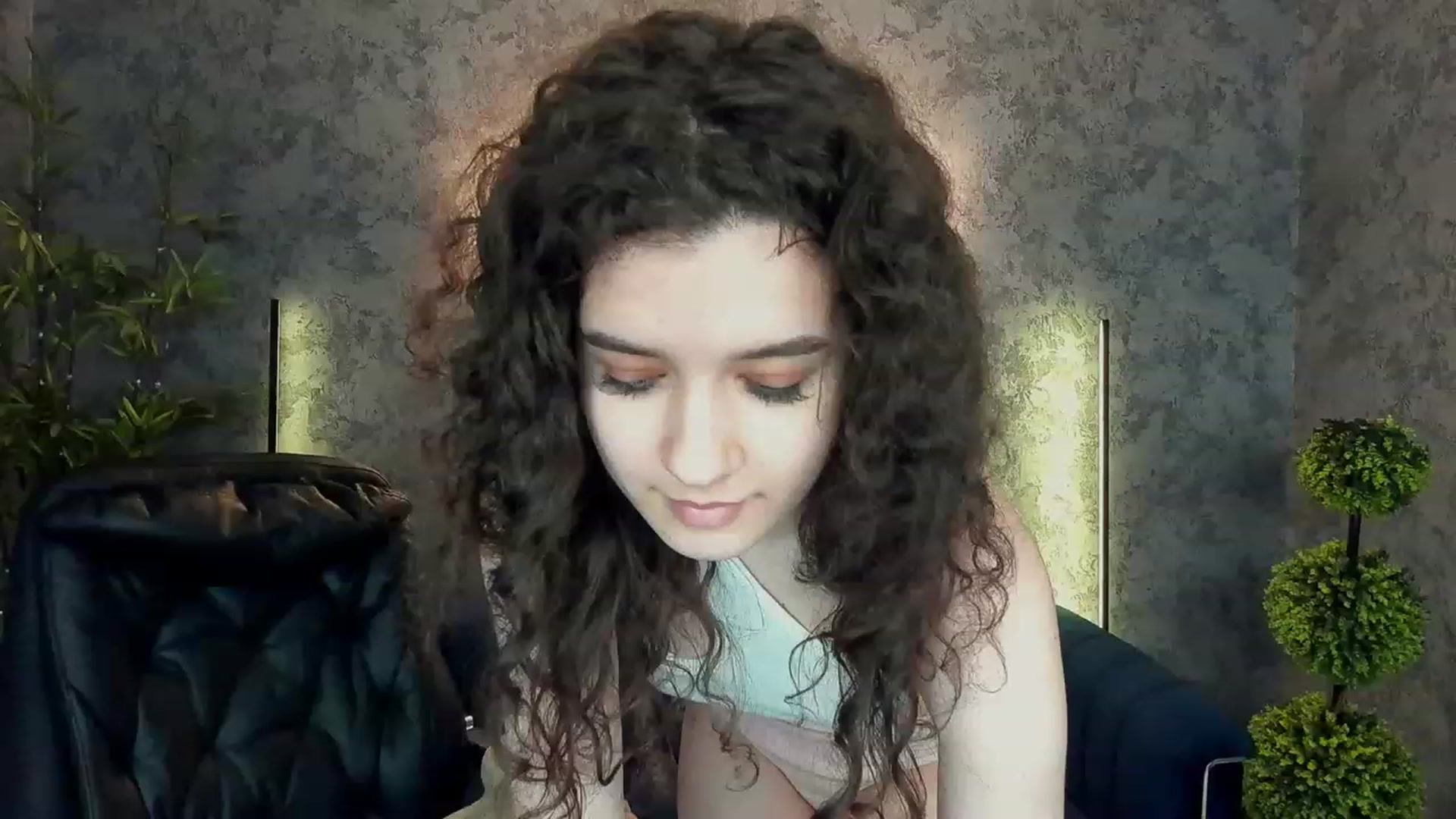 Gallery image thumbnail from Sherry_Li's myfreecams stream on, 02/09/2023, 16:50 image 4 of 20