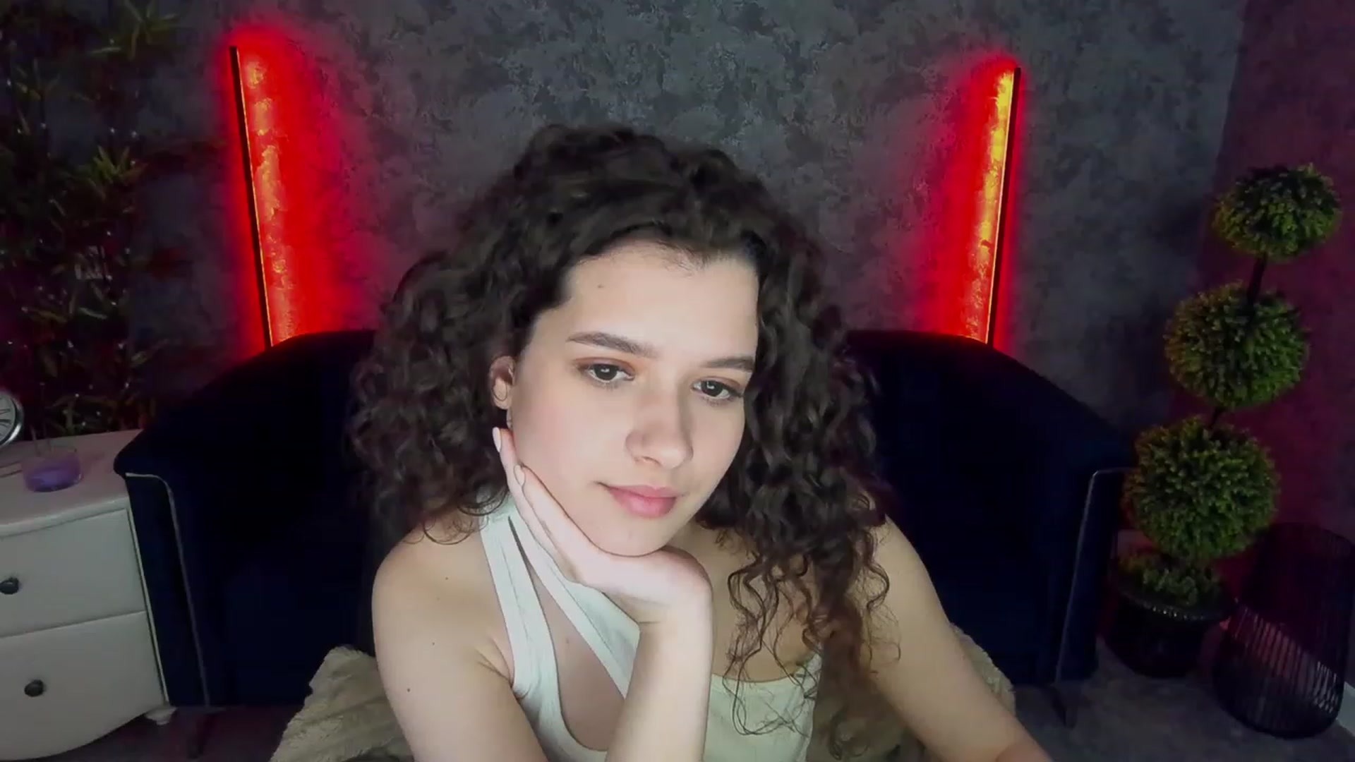 Gallery image thumbnail from Sherry_Li's myfreecams stream on, 02/17/2023, 15:25 image 10 of 20
