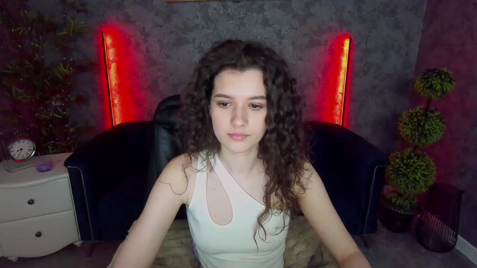 Gallery image thumbnail from Sherry_Li's myfreecams stream on, 02/17/2023, 15:25 image 6 of 20