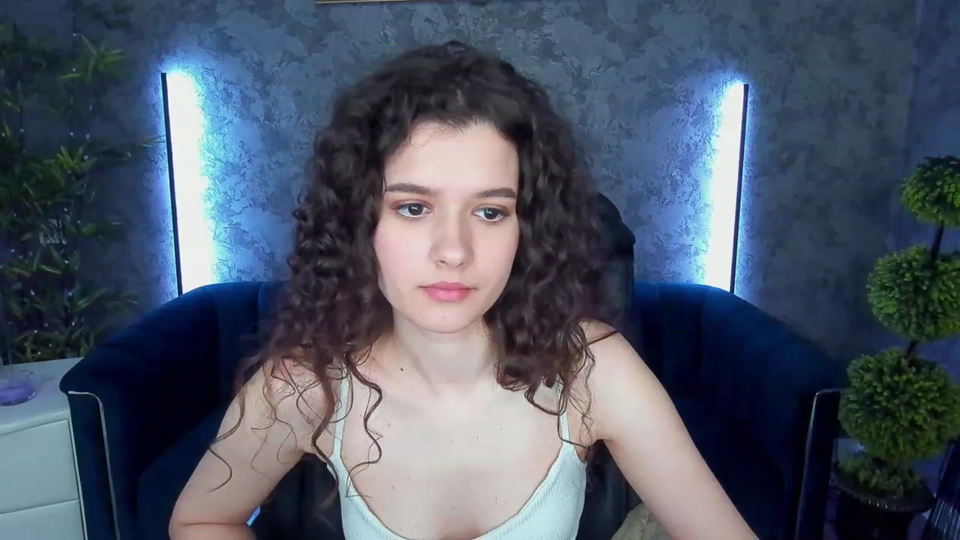 Gallery image thumbnail from Sherry_Li's myfreecams stream on, 02/19/2023, 15:57 image 12 of 20
