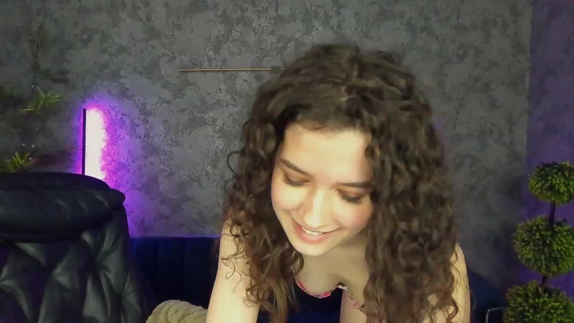 Gallery image thumbnail from Sherry_Li's myfreecams stream on, 02/22/2023, 14:15 image 19 of 20