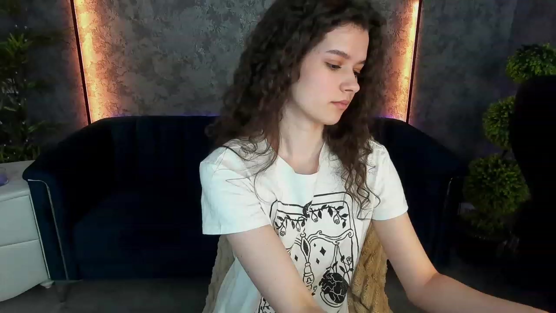Gallery image thumbnail from Sherry_Li's myfreecams stream on, 02/23/2023, 15:21 image 7 of 20