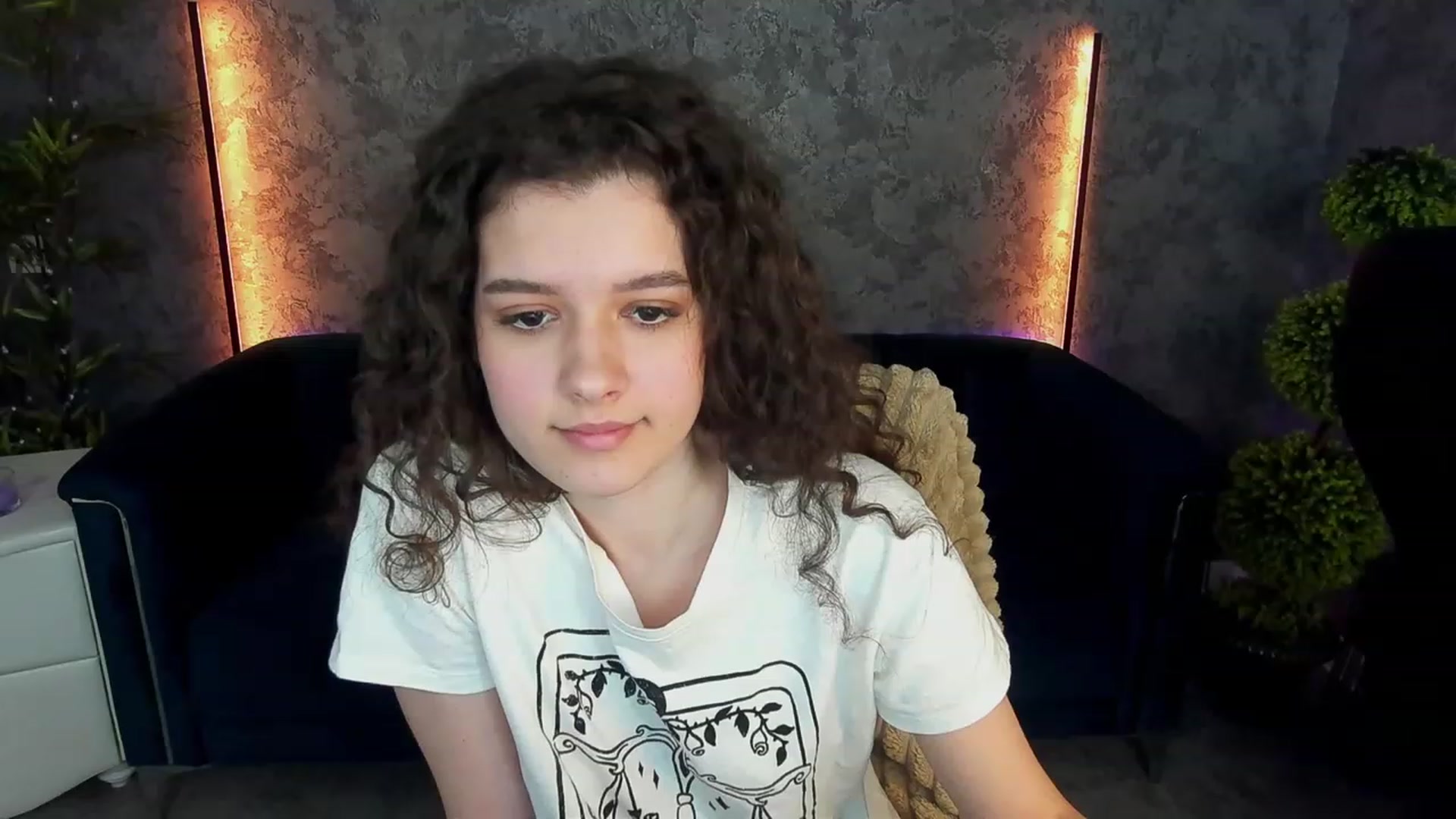 Gallery image thumbnail from Sherry_Li's myfreecams stream on, 02/23/2023, 15:21 image 9 of 20