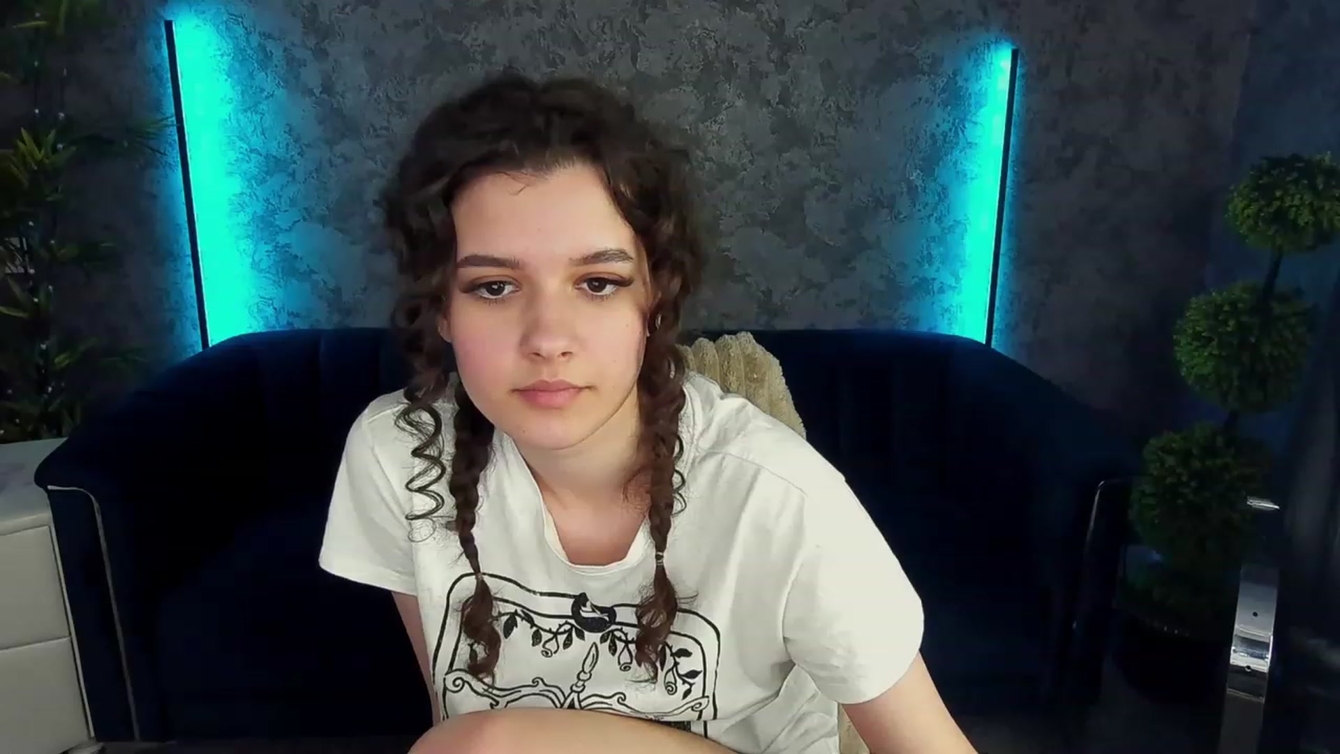Gallery image thumbnail from Sherry_Li's myfreecams stream on, 02/24/2023, 16:51 image 9 of 20
