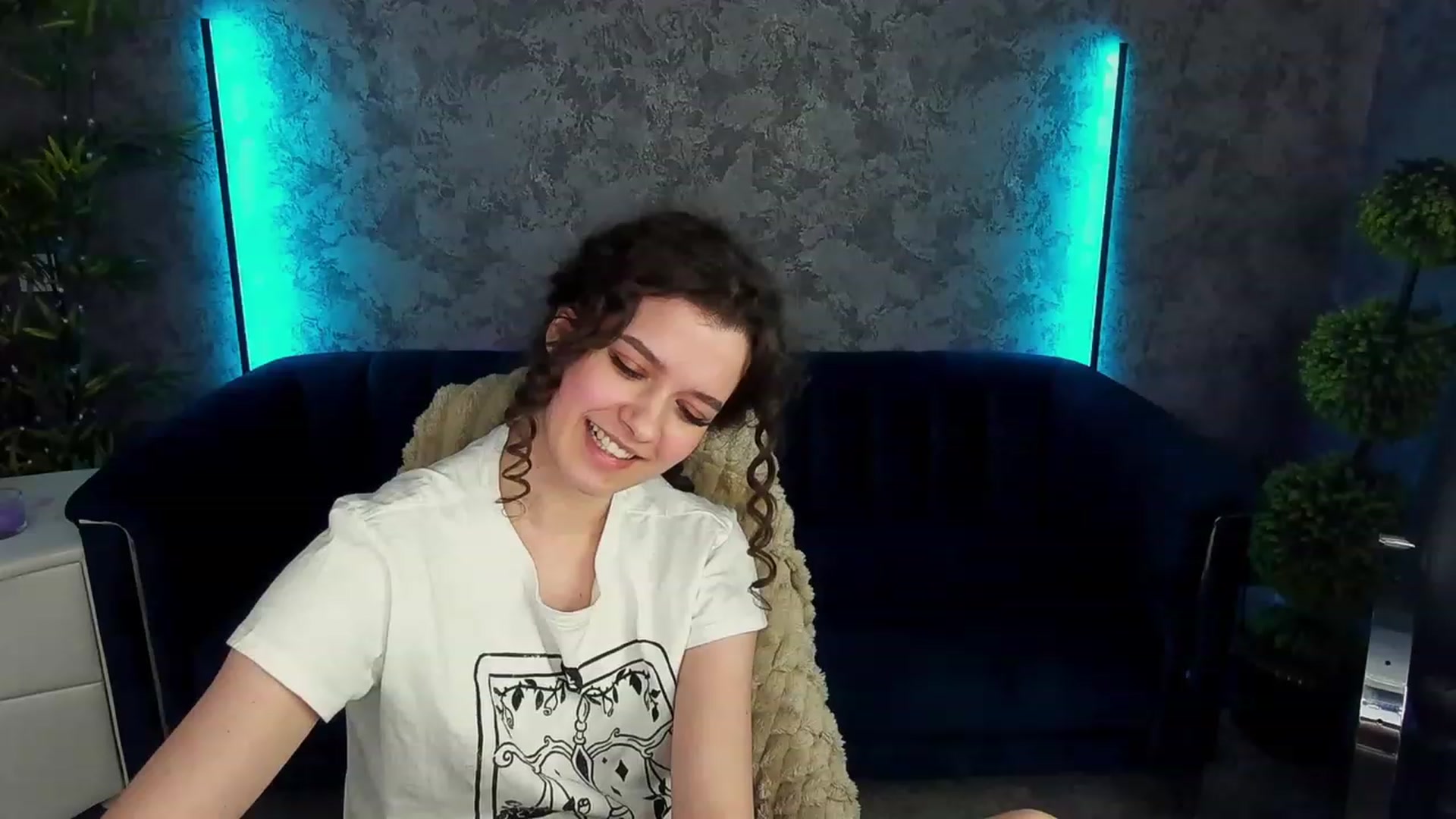 Gallery image thumbnail from Sherry_Li's myfreecams stream on, 02/24/2023, 16:51 image 18 of 20