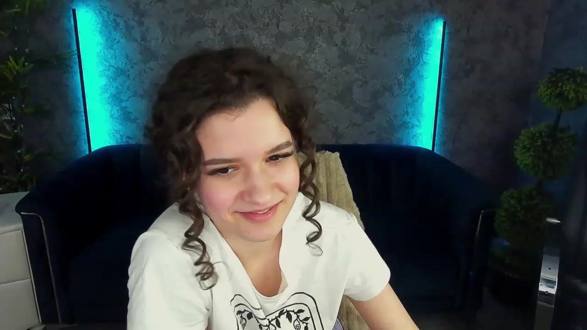 Gallery image thumbnail from Sherry_Li's myfreecams stream on, 02/24/2023, 16:51 image 12 of 20