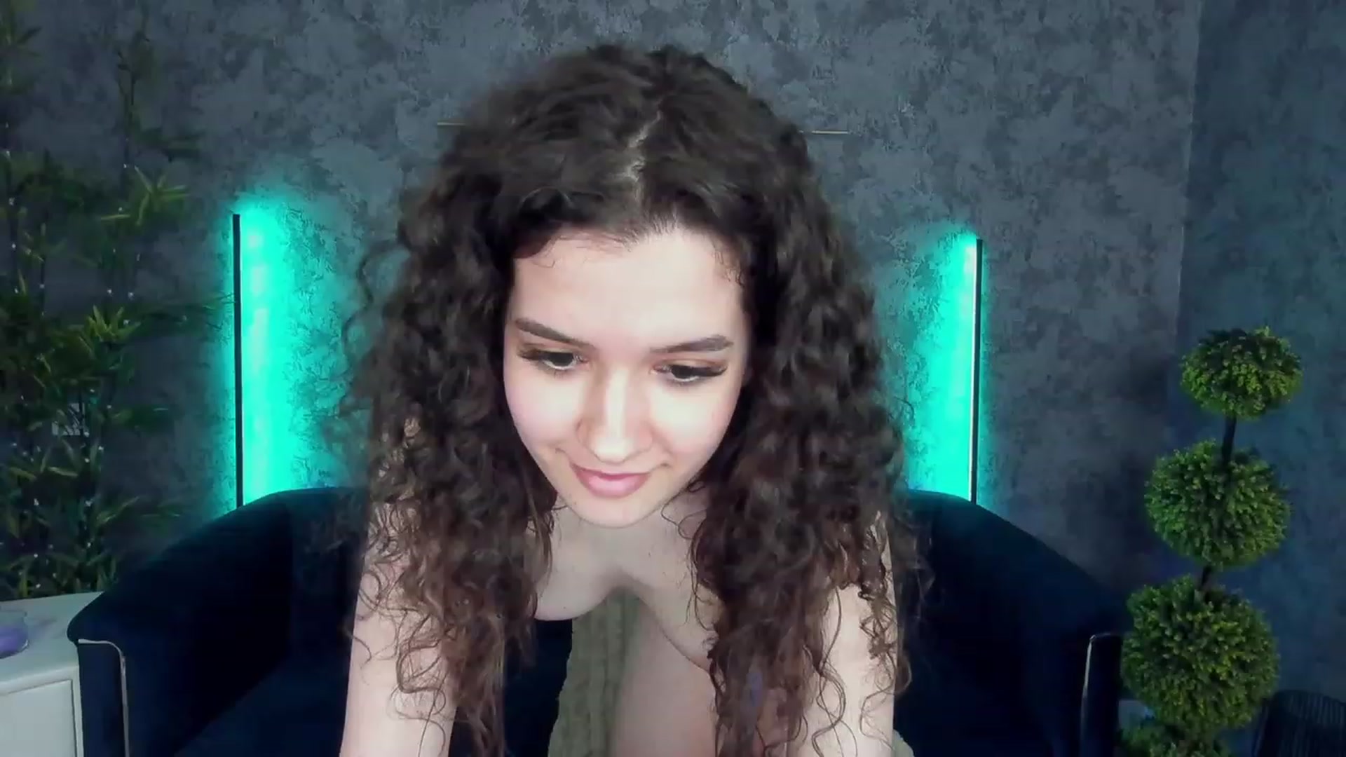 Gallery image thumbnail from Sherry_Li's myfreecams stream on, 02/25/2023, 17:33 image 13 of 20