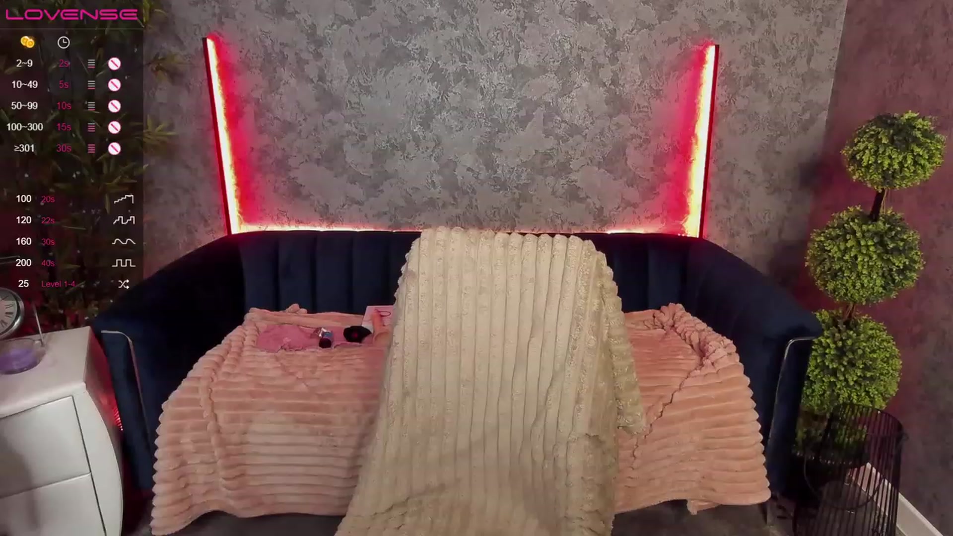 Gallery image thumbnail from Sherry_Li's myfreecams stream on, 06/12/2023, 16:14 image 13 of 20