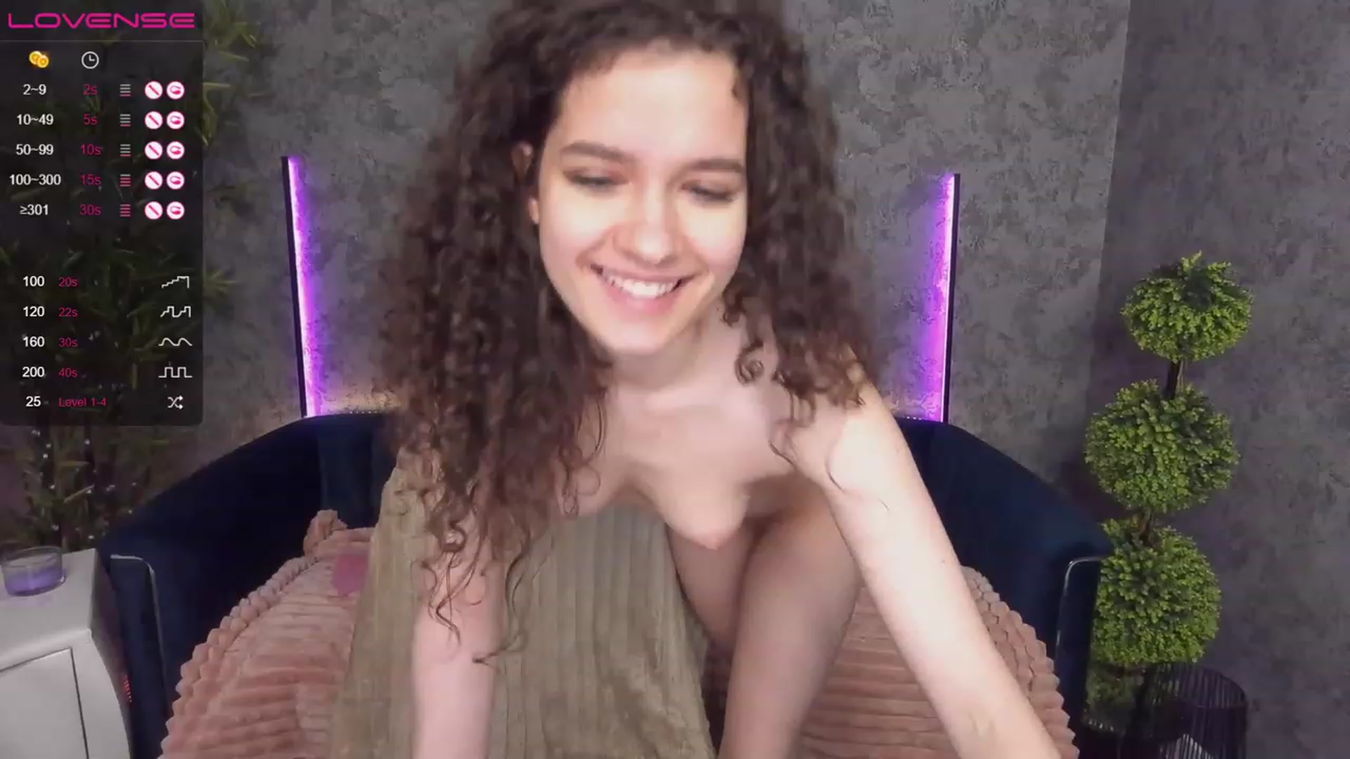 Gallery image thumbnail from Sherry_Li's myfreecams stream on, 06/16/2023, 14:39 image 14 of 20