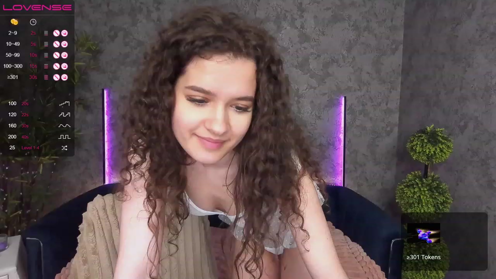 Gallery image thumbnail from Sherry_Li's myfreecams stream on, 06/16/2023, 14:39 image 5 of 20