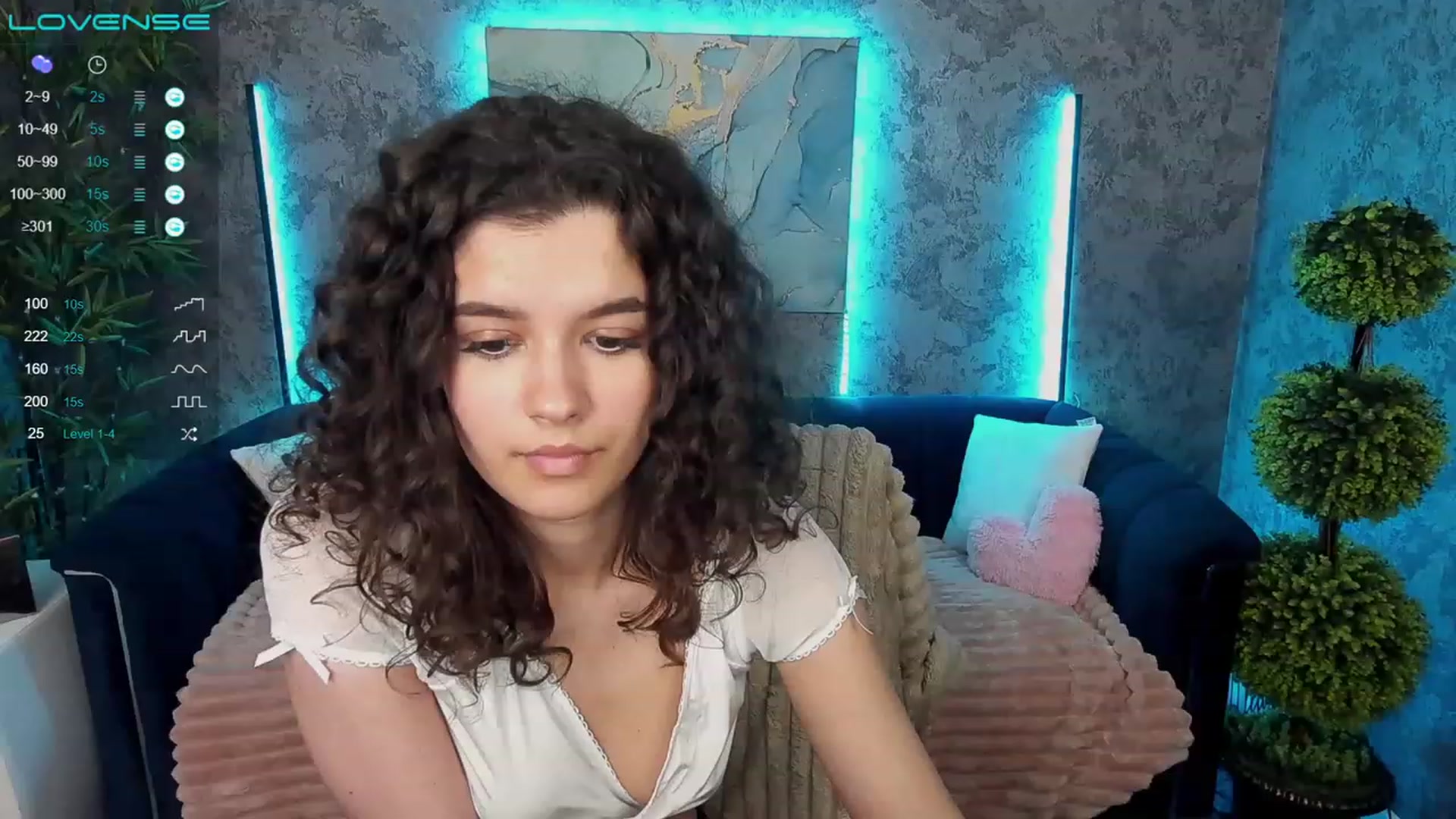 Gallery image thumbnail from Sherry_Li's myfreecams stream on, 07/14/2023, 14:41 image 1 of 20