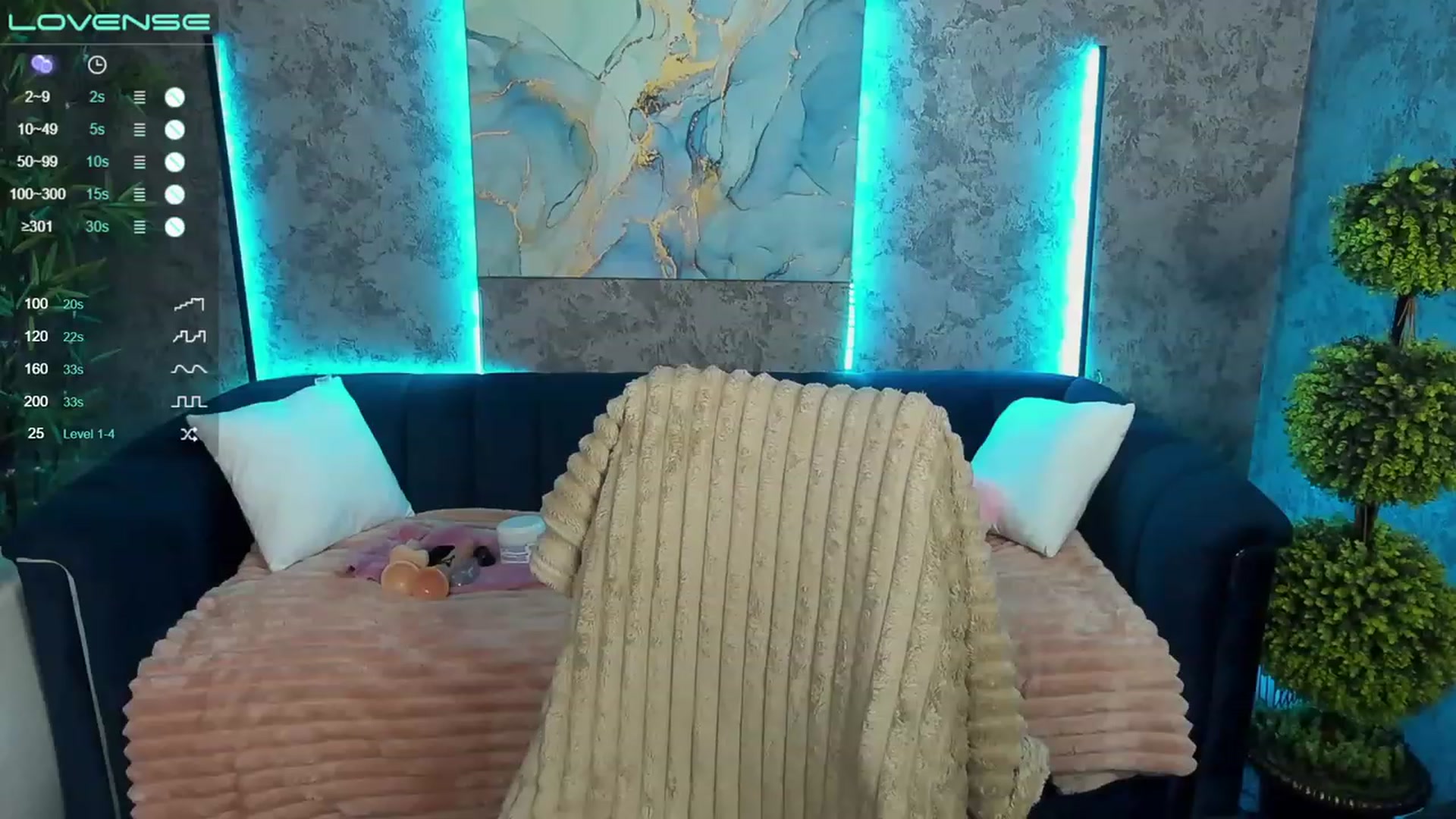 Gallery image thumbnail from Sherry_Li's myfreecams stream on, 07/15/2023, 13:33 image 8 of 20