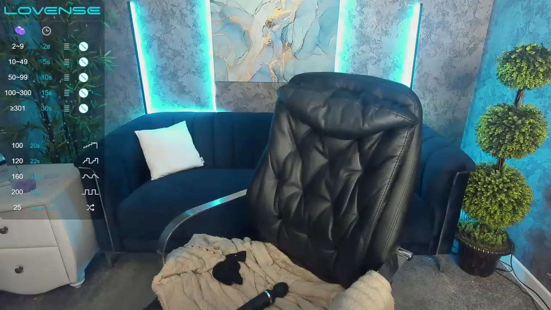 Gallery image thumbnail from Sherry_Li's myfreecams stream on, 07/23/2023, 14:17 image 5 of 20