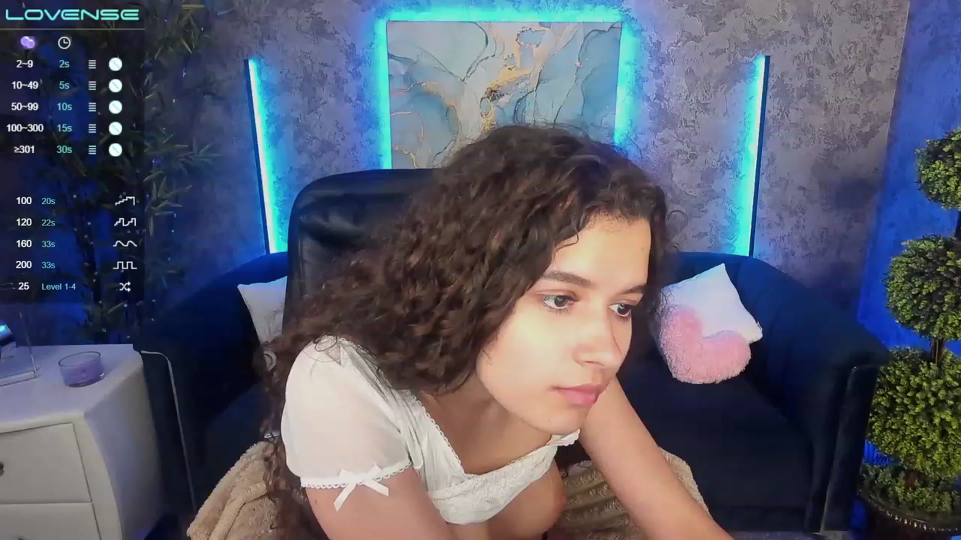 Gallery image thumbnail from Sherry_Li's myfreecams stream on, 07/27/2023, 14:10 image 4 of 20