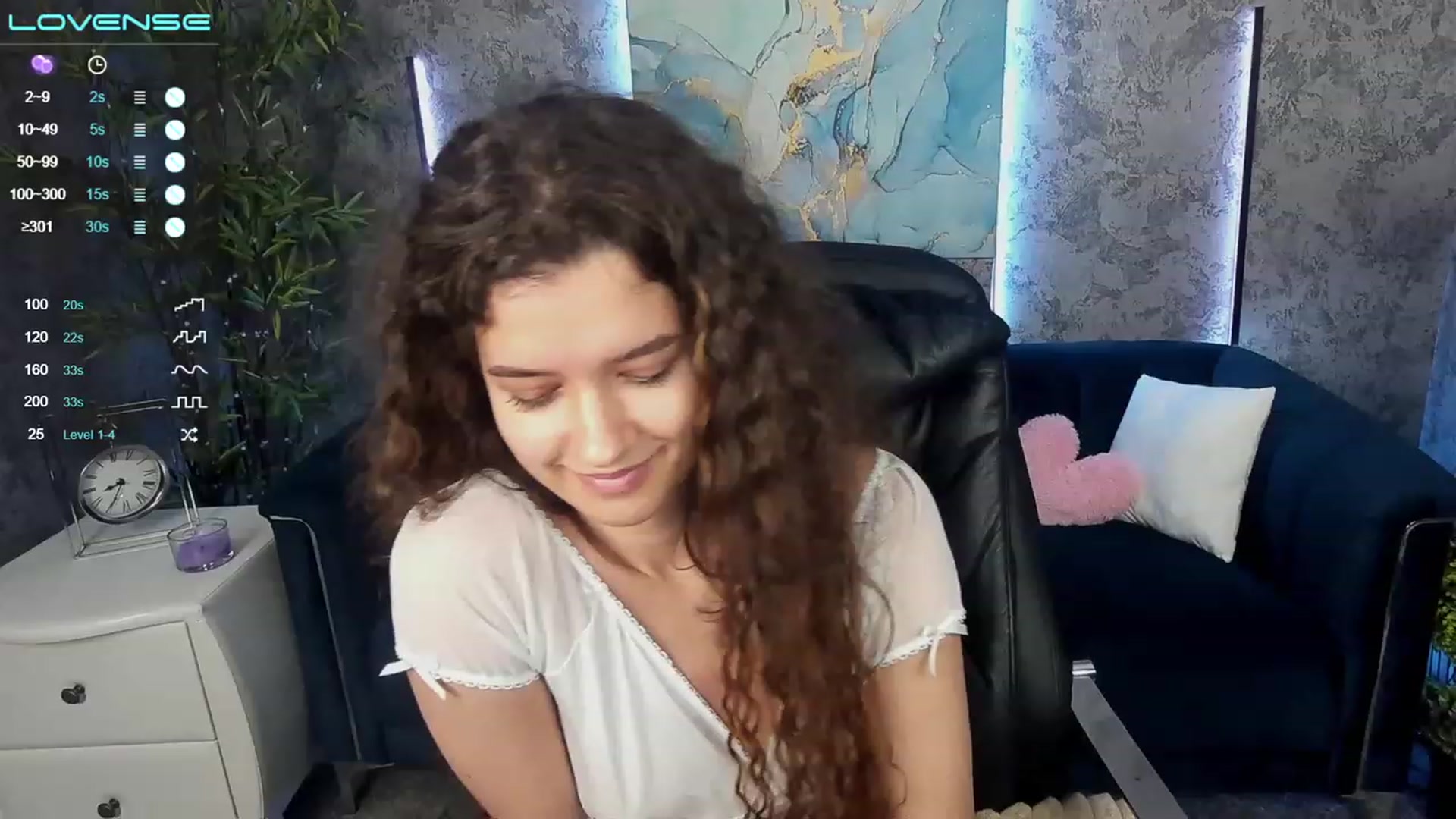 Gallery image thumbnail from Sherry_Li's myfreecams stream on, 08/04/2023, 14:19 image 19 of 20