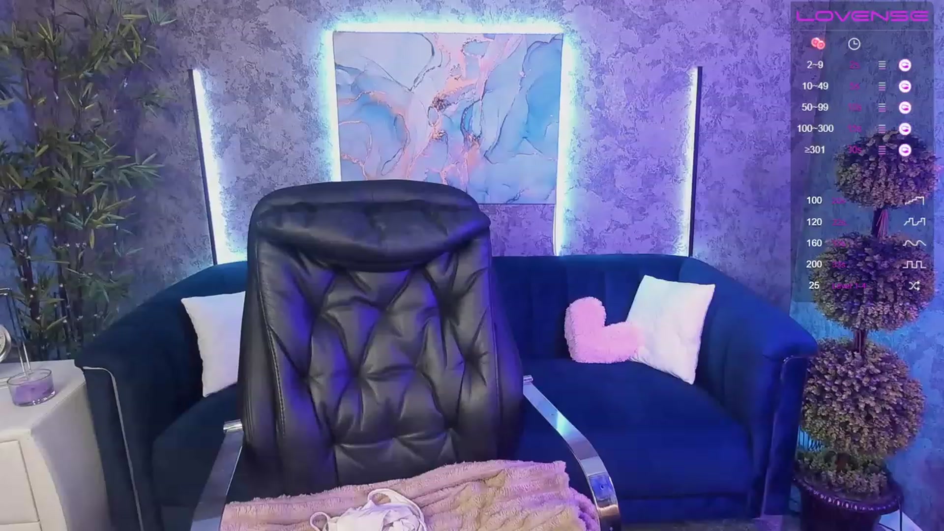Gallery image thumbnail from Sherry_Li's myfreecams stream on, 08/05/2023, 13:35 image 20 of 20