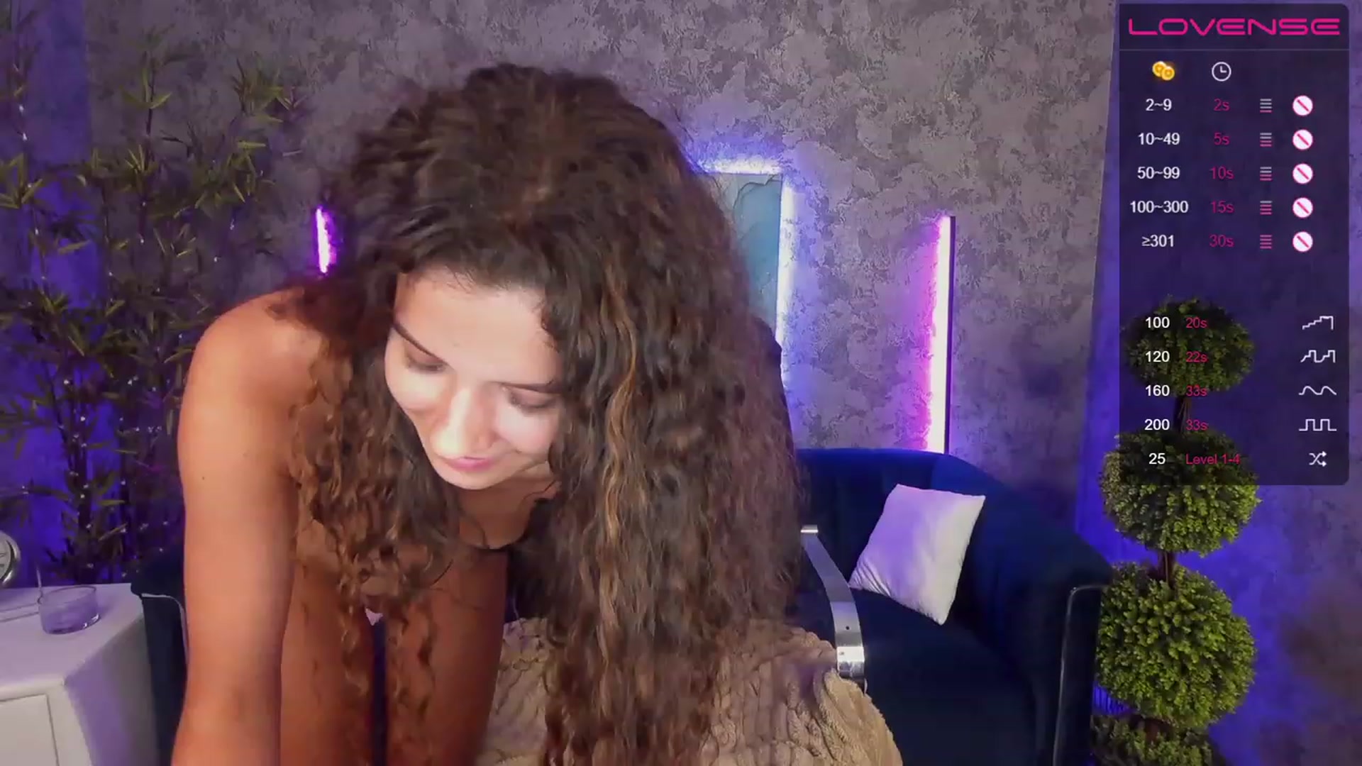 Gallery image thumbnail from Sherry_Li's myfreecams stream on, 09/06/2023, 14:31 image 4 of 20
