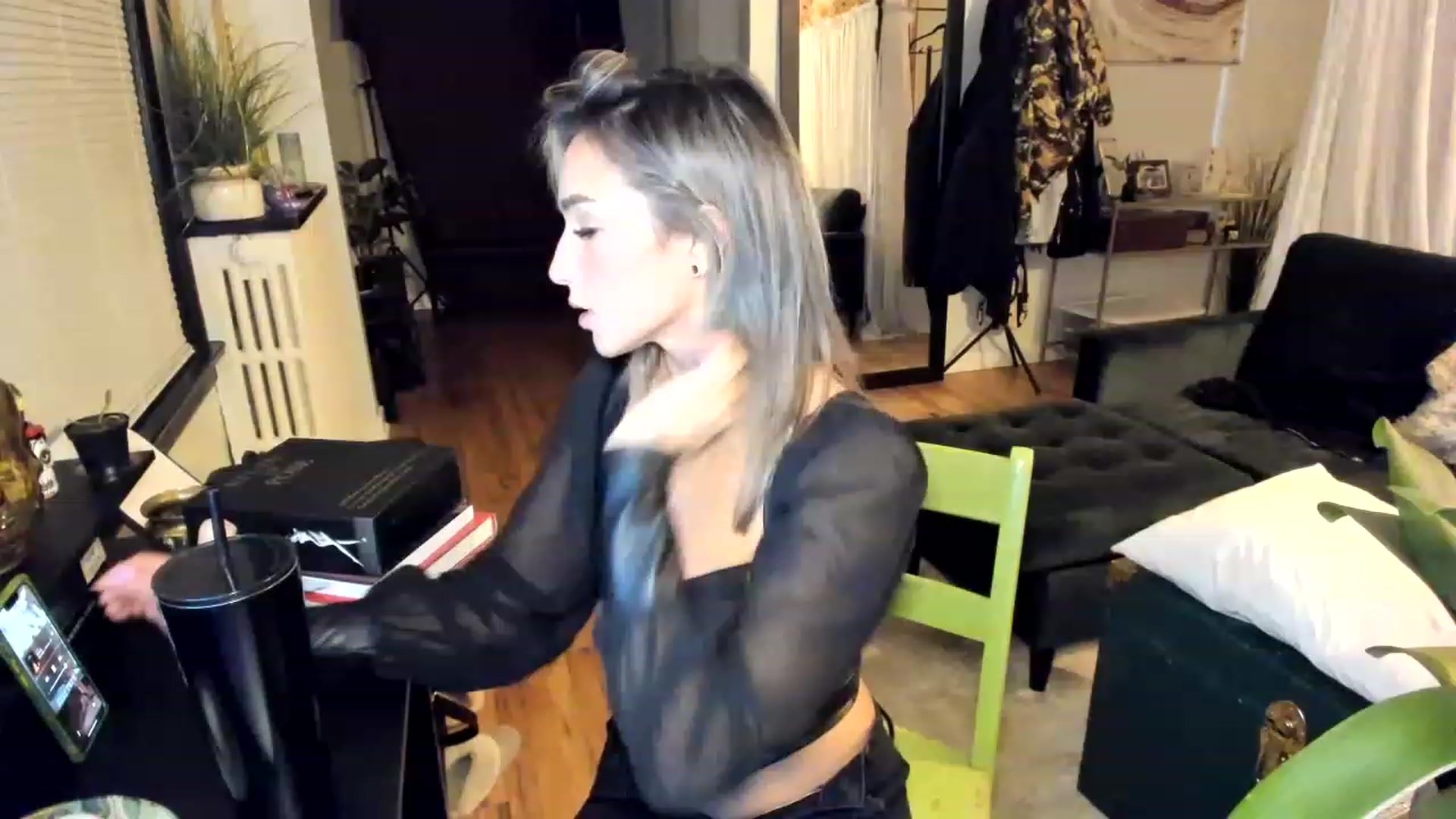 Gallery image thumbnail from ShiaKennedy's myfreecams stream on, 11/17/2022, 03:28 image 1 of 20