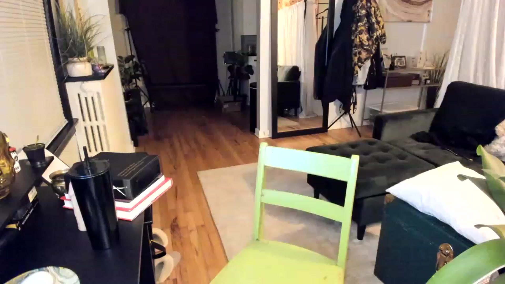 Gallery image thumbnail from ShiaKennedy's myfreecams stream on, 11/17/2022, 03:28 image 11 of 20
