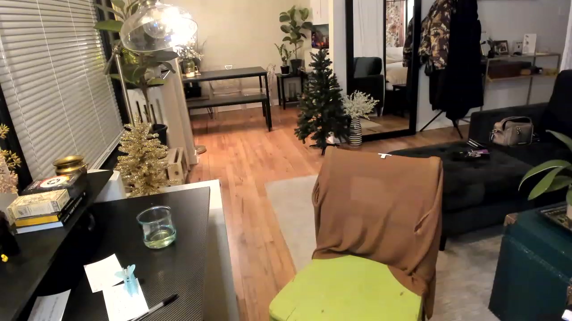Gallery image thumbnail from ShiaKennedy's myfreecams stream on, 12/06/2022, 02:11 image 13 of 20