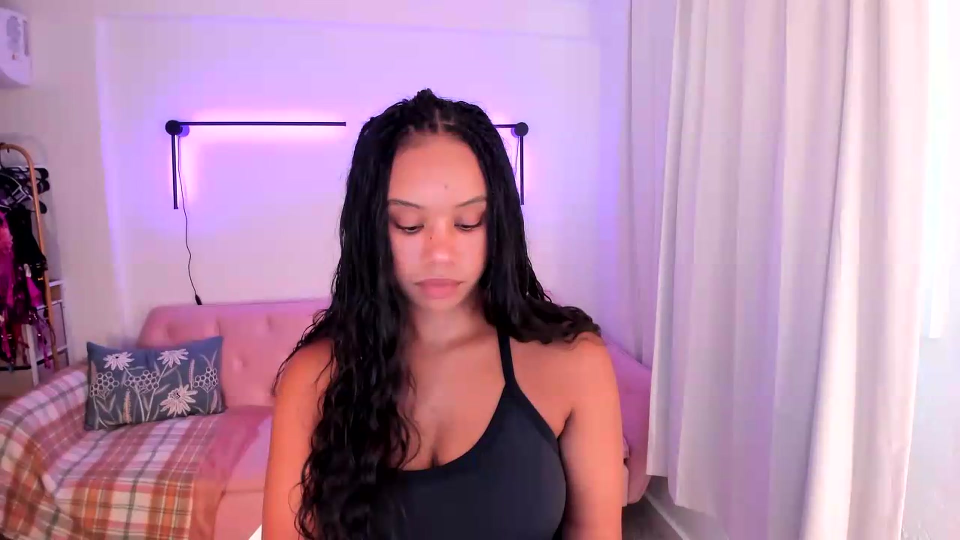 Gallery image thumbnail from ShiiSundai's myfreecams stream on, 08/09/2026, 01:22 image 18 of 20