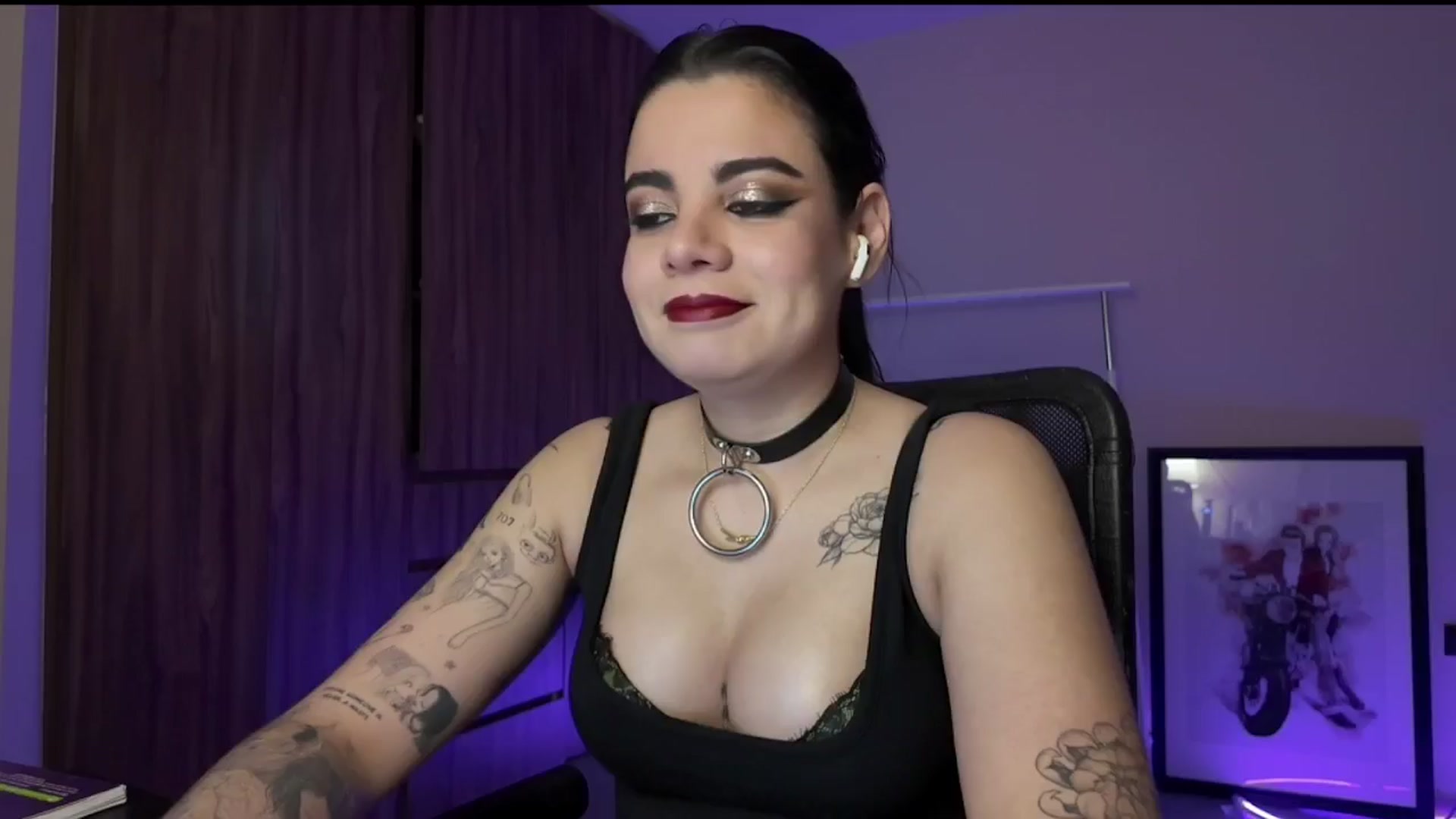 Gallery image thumbnail from Shin_nyanya's myfreecams stream on, 01/05/2026, 01:42 image 19 of 20