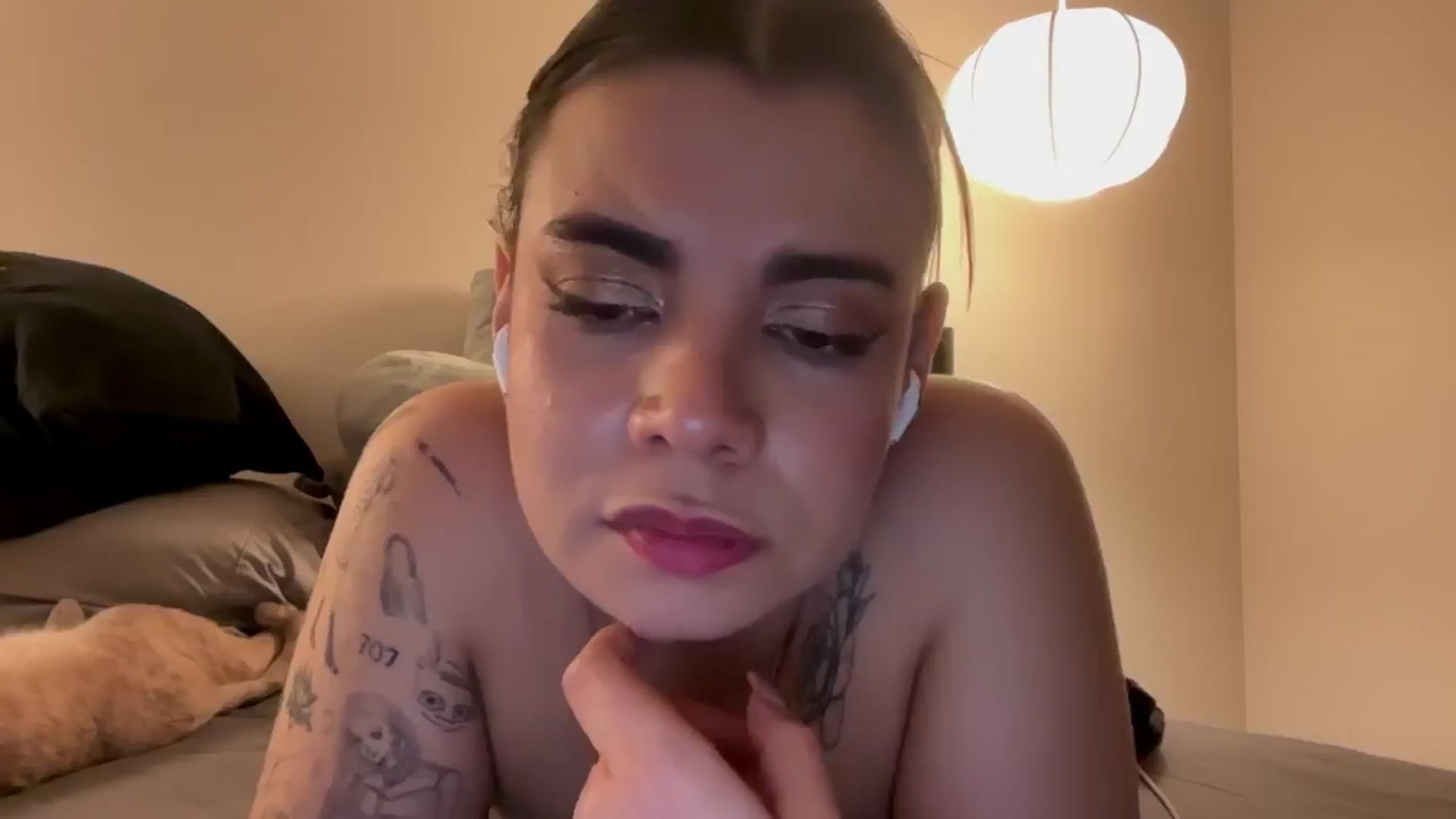 Gallery image thumbnail from Shin_nyanya's myfreecams stream on, 01/26/2026, 24:42 image 13 of 20